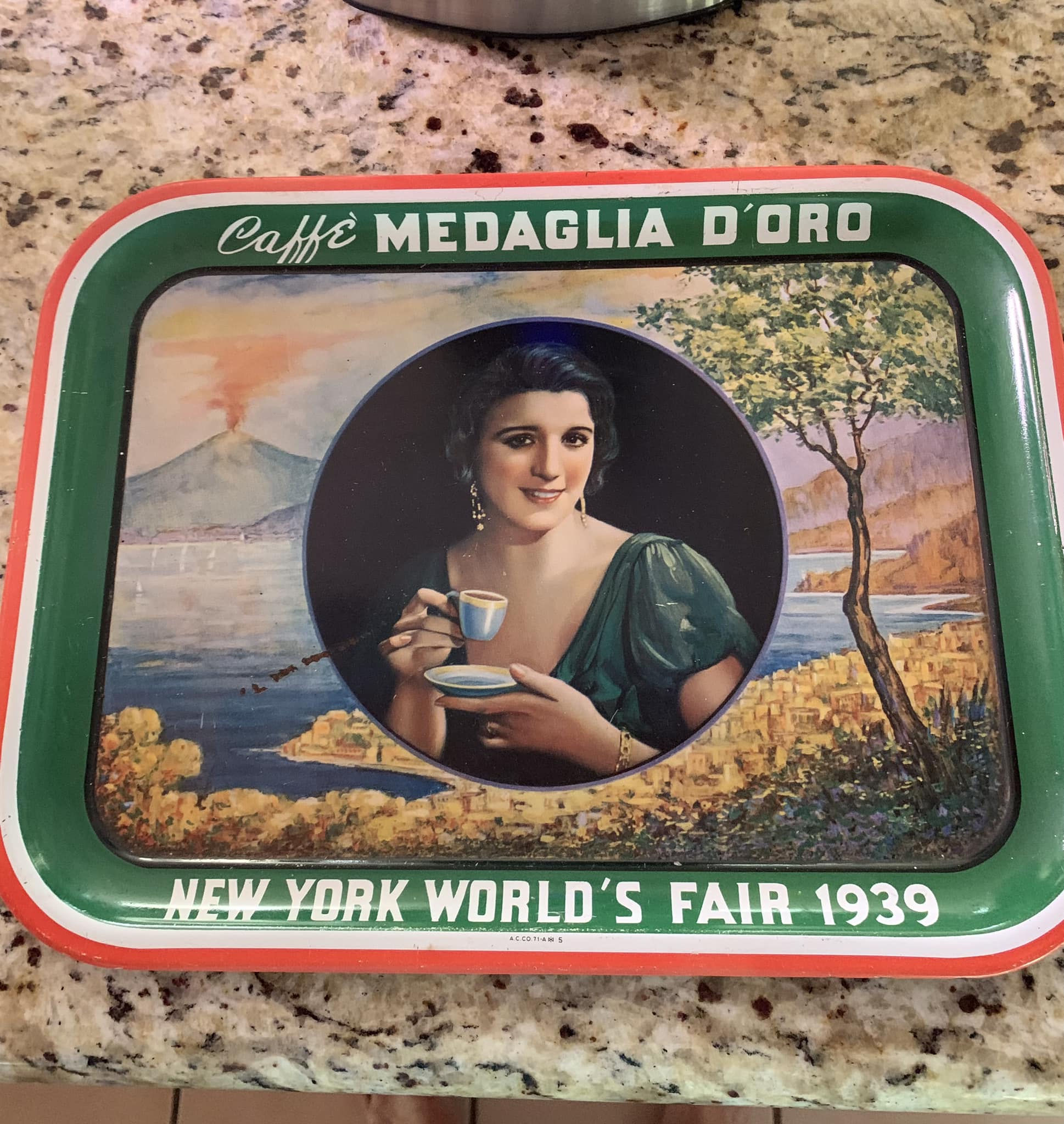 1964 NY World's Fair red vinyl from Travelers Insurance
