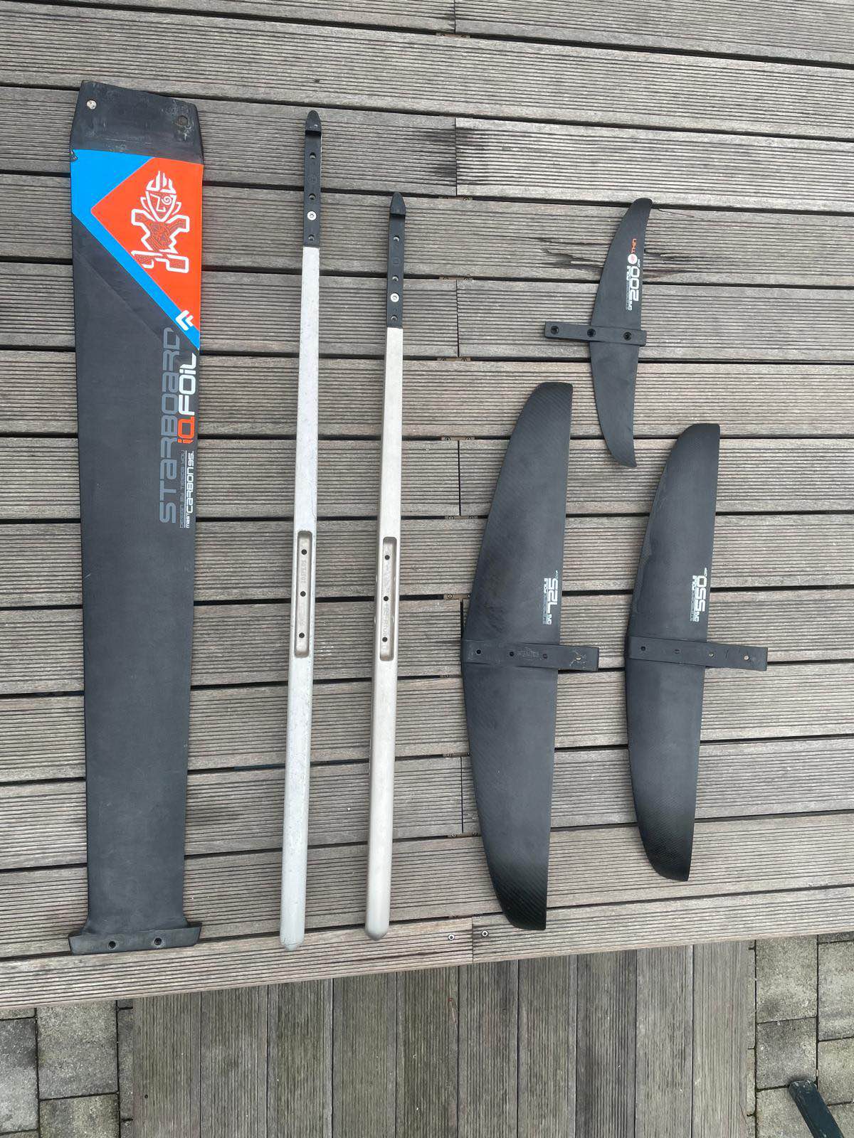 Sell starborad slalom foil set Iq 95 carbon mast Fuselages 105+ 