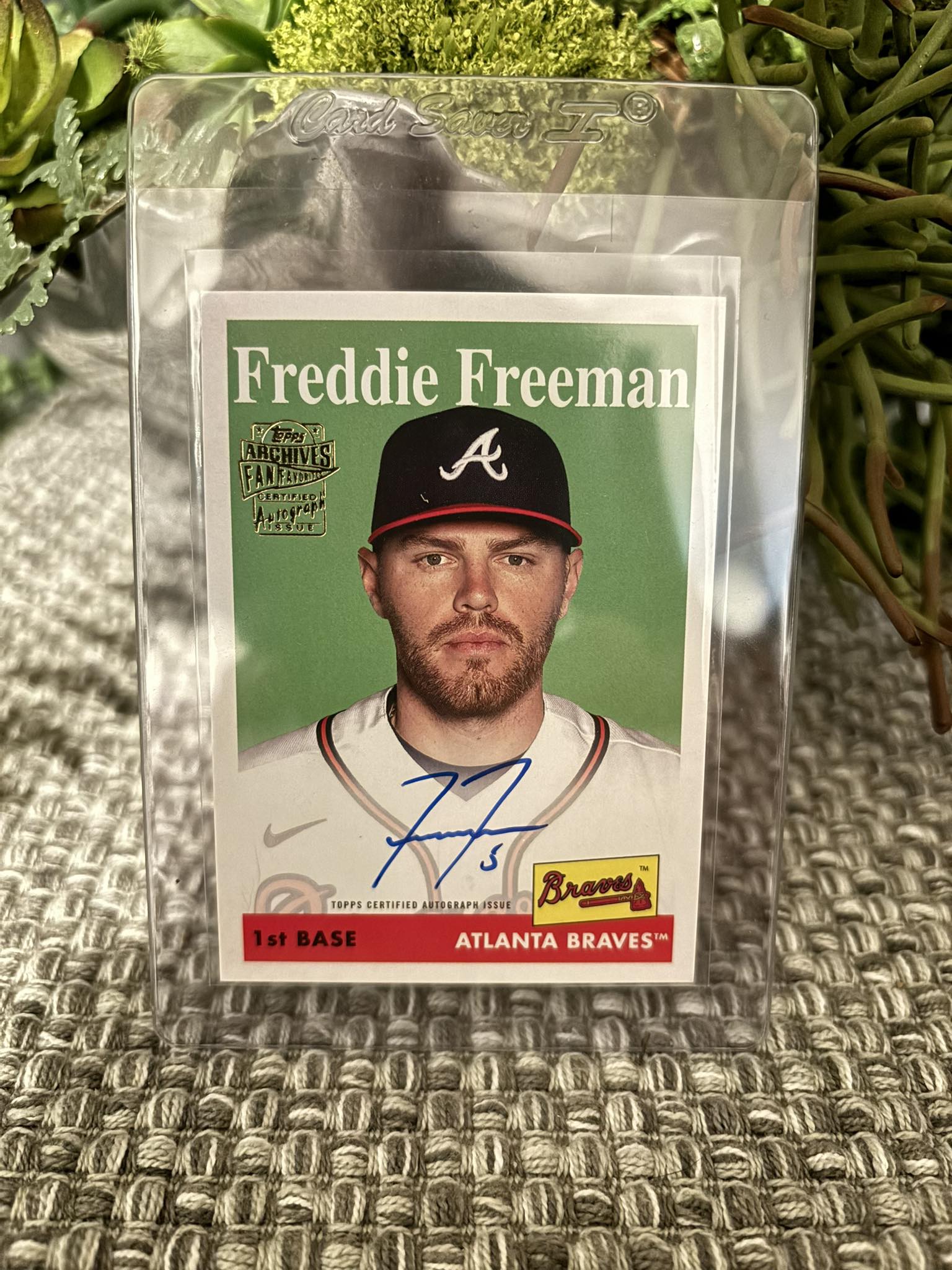 Freddie Freeman 2021 Topps Archives card pull