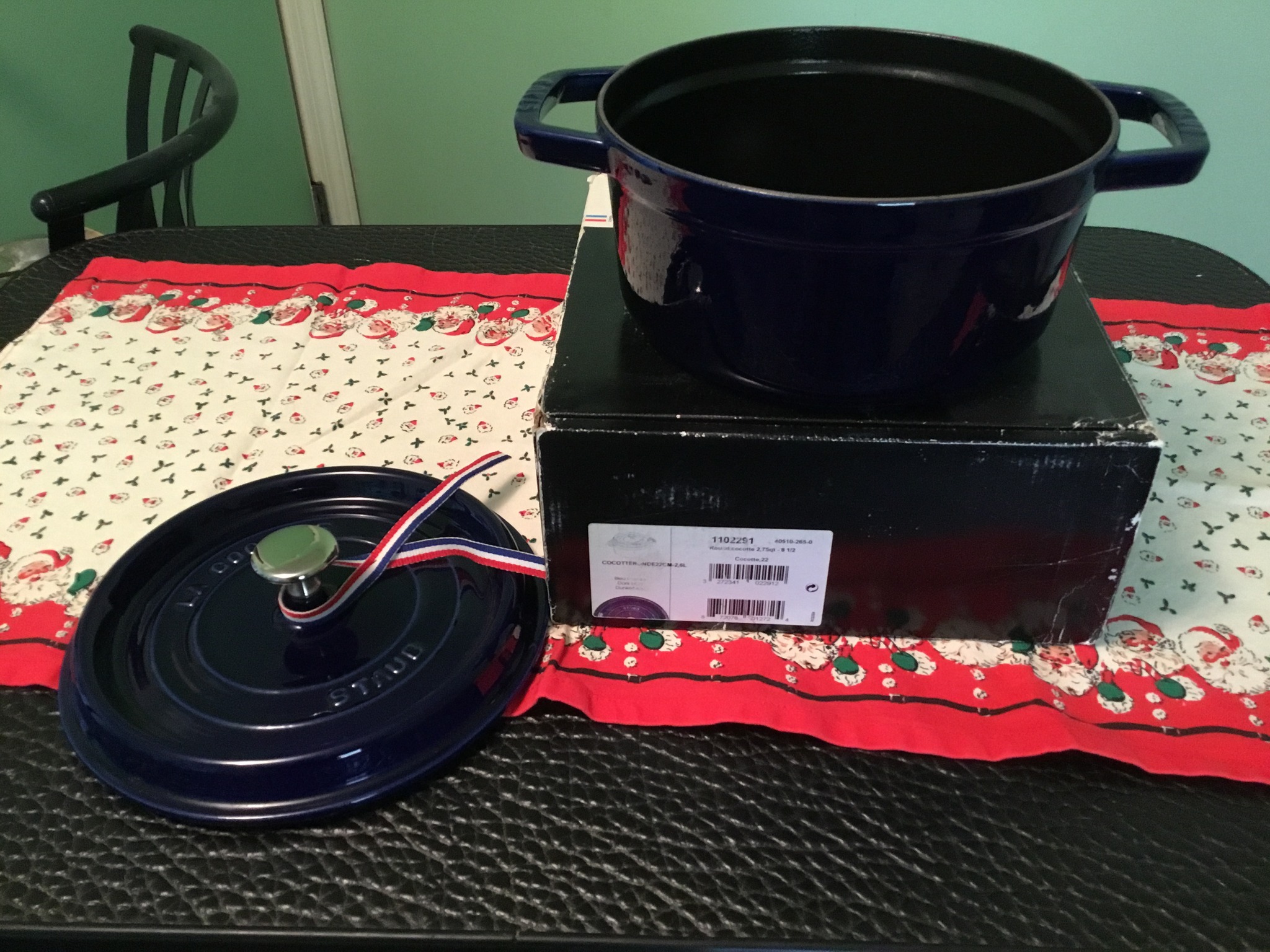 Staub metallic blue 6q shallow pot for sale