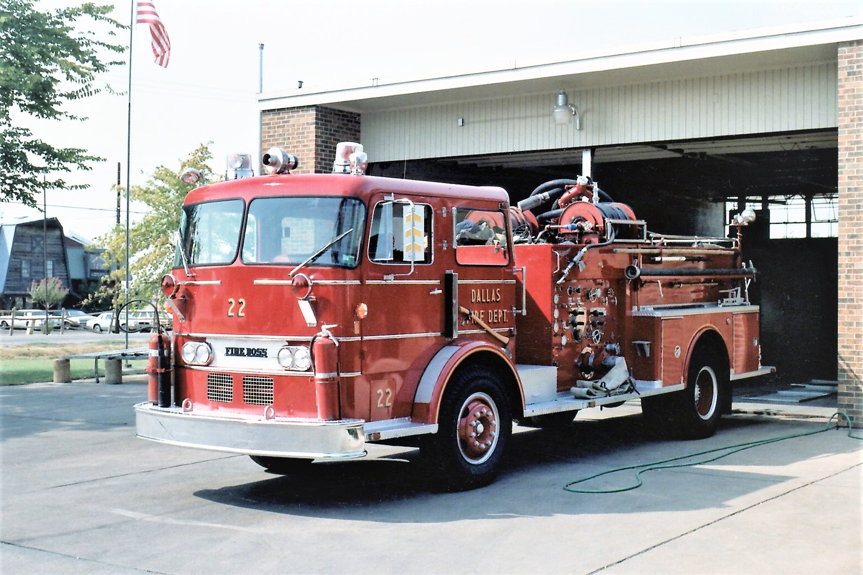 Fire Truck & Engine Lovers | Dallas, Texas Fire Dept Apparatus photos ...