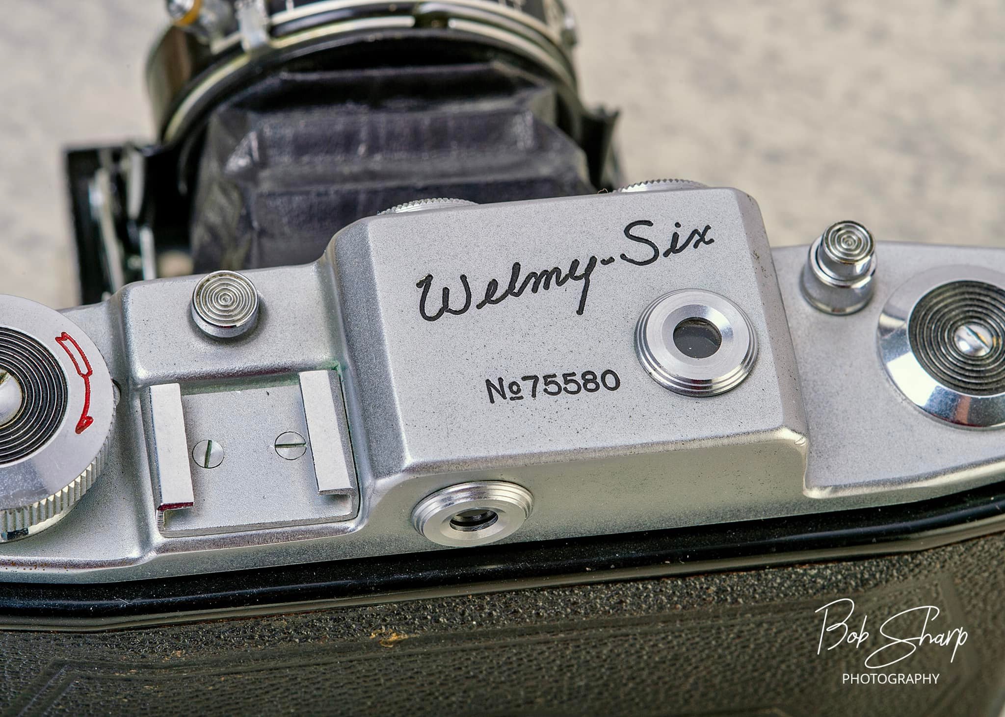 Vintage Welmy Six camera's bizarre viewfinder feature