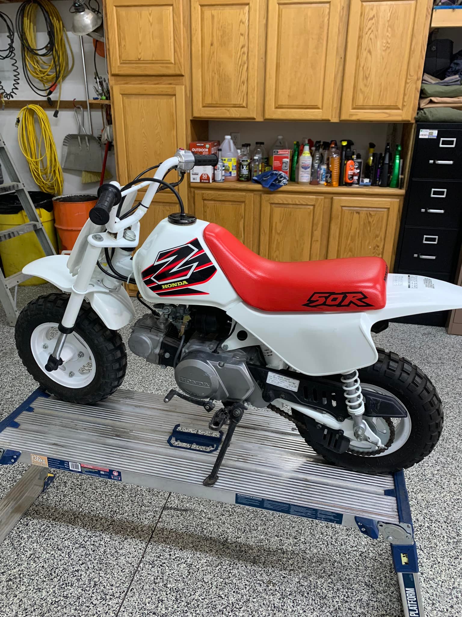 vintage an・an no.33 What is the price of a 1999 z50r?