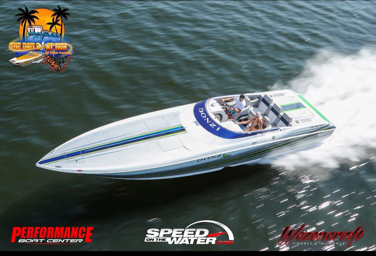 New Listing. $124,950 2004 Donzi 38ZX powered by twin Mercury