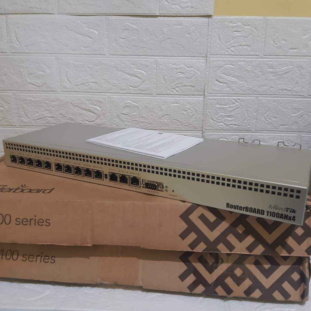 Mikrotik RB1100Ahx4 Baru Gres Sisa Projek tidak di pakai - Watch Boxes ...