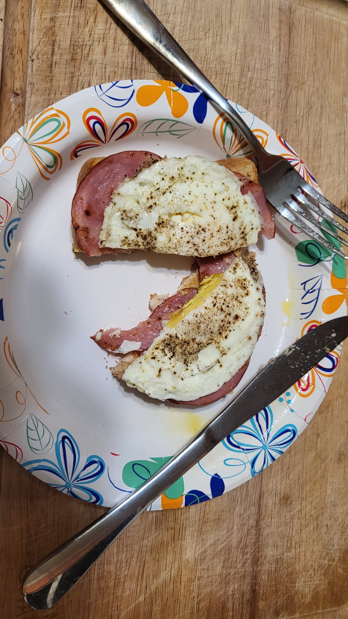 Breakfast as someone who is on tirzepatide ⬇️ 3 boiled egg whites 2 slices of everything sour dough bread 1 medium cucumber 202 calories 16.1g of protein Love yall! Have a great