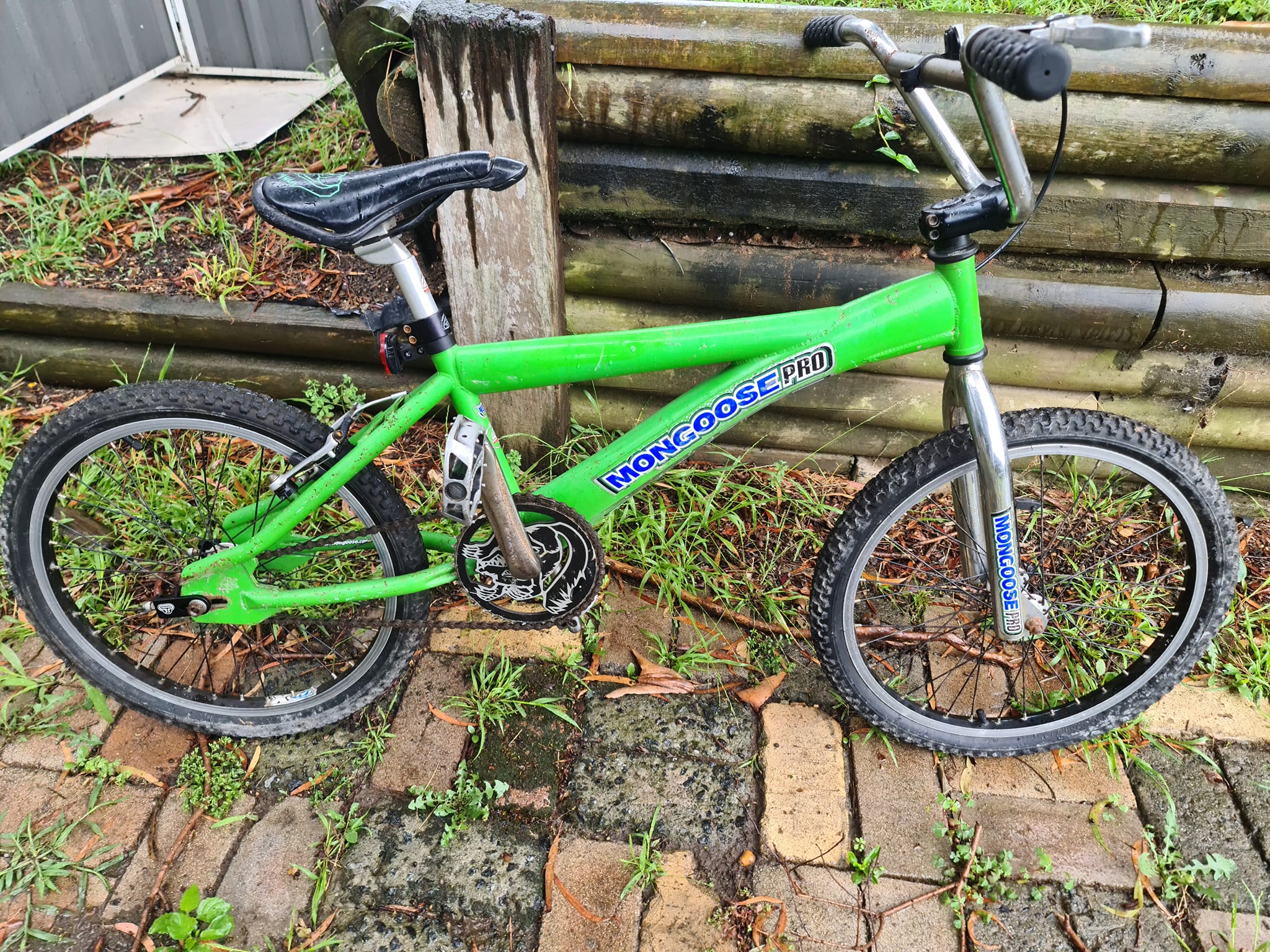 What's the value of a 2000 Fuzz Extreme Mongoose BMX?
