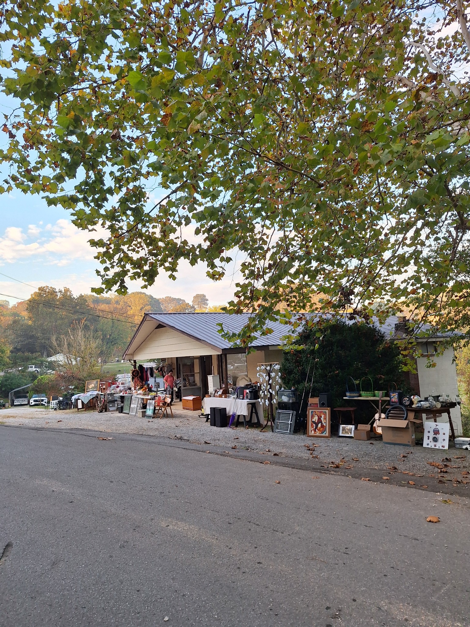 Massive Sale at 808 Pop Hollow Rd 8a to 3p | Facebook
