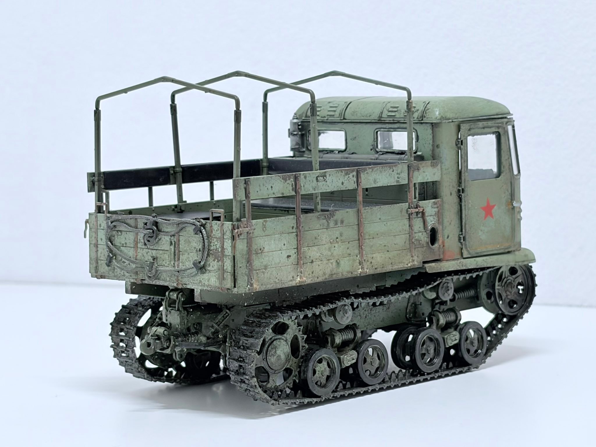 Artillery tractor stz-5. Scale 1:35, Zvezda