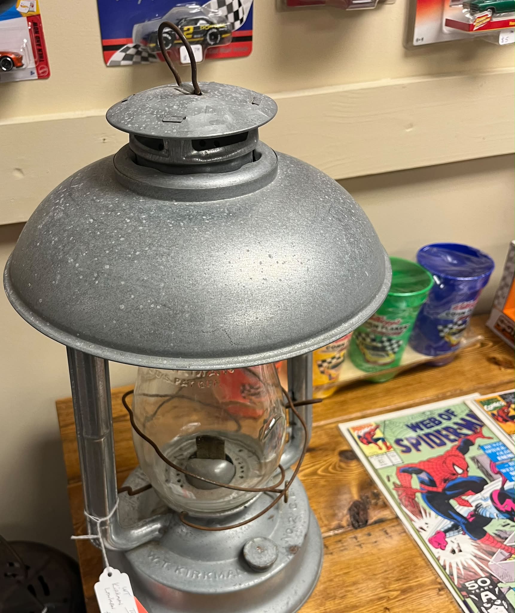 Does this type of lantern still exist?