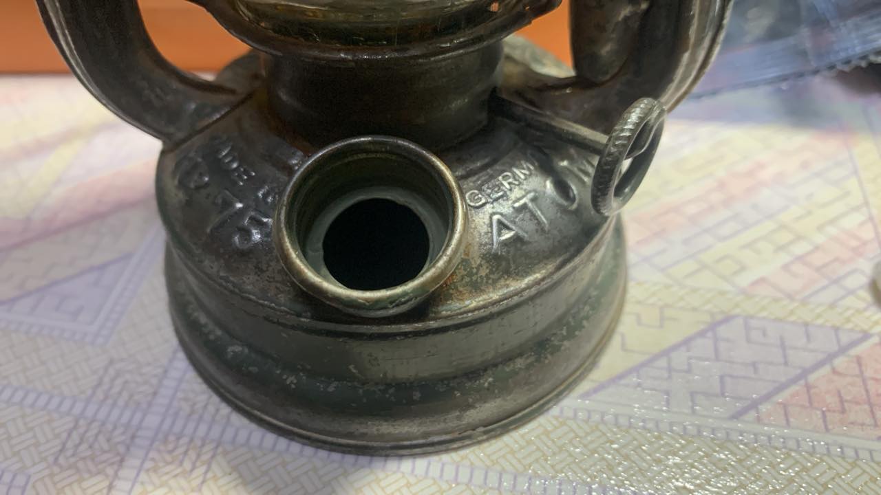 Replacement fuel cap for feuerhand atom no 75 lantern?