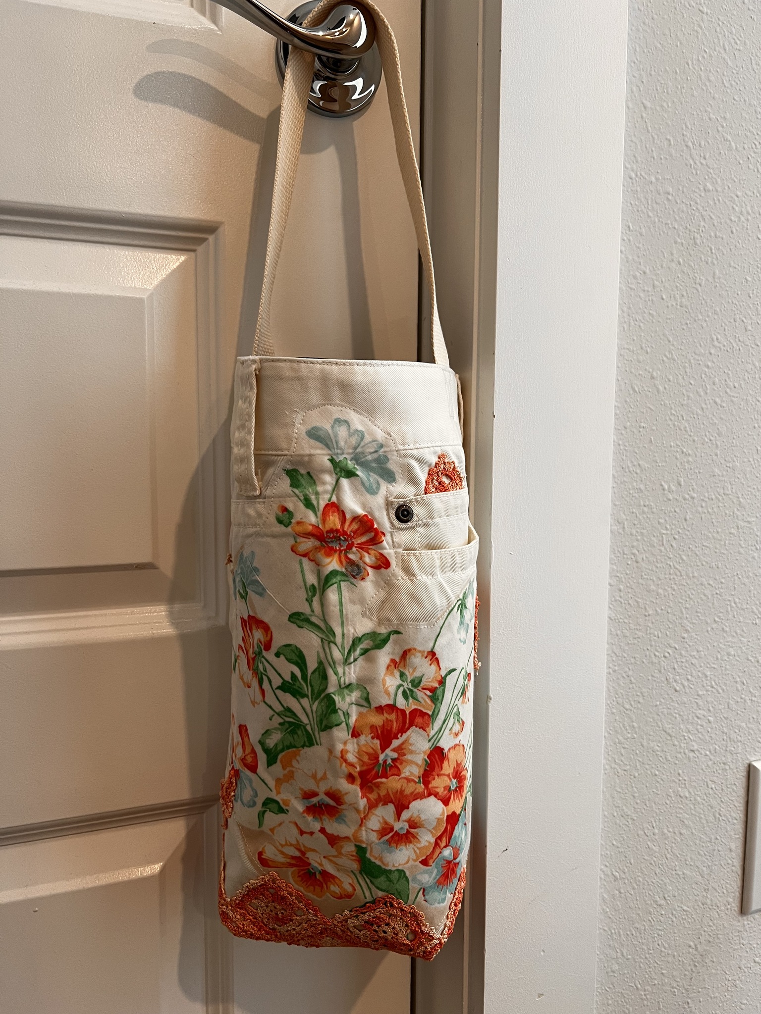 Upcycling old handkerchiefs into unique bags with crochet trim