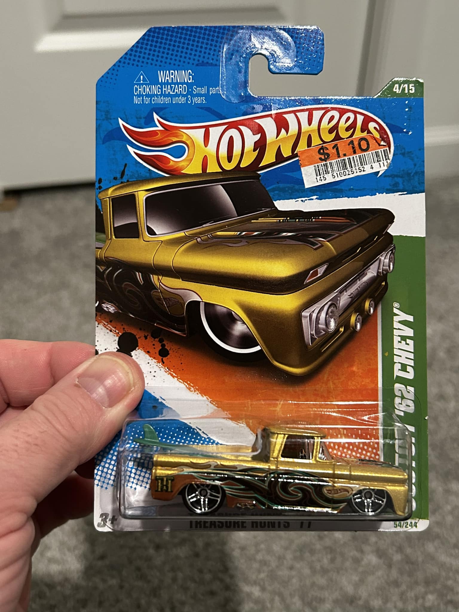 Trading 2011 Treasure Hunt Custom 62' Chevy Hot Wheels