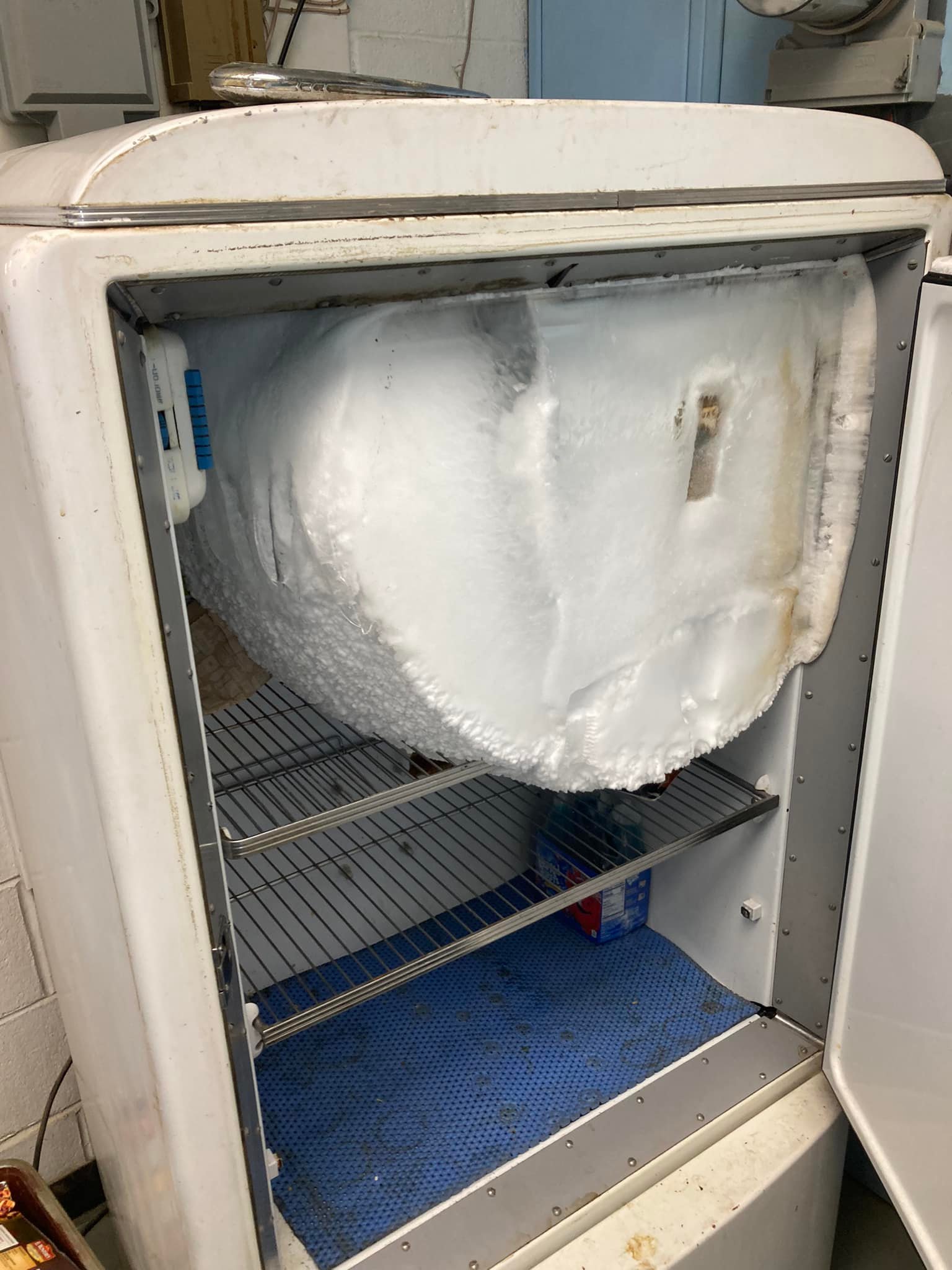 1941 GE refrigerator still in use after 83 years