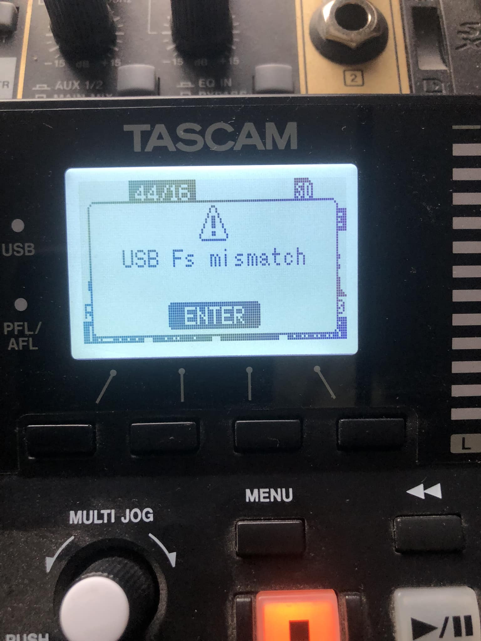 【TASCAM Model 12／動作不安定】 TASCAM Model 12／動作不安定】 What causes song file error on