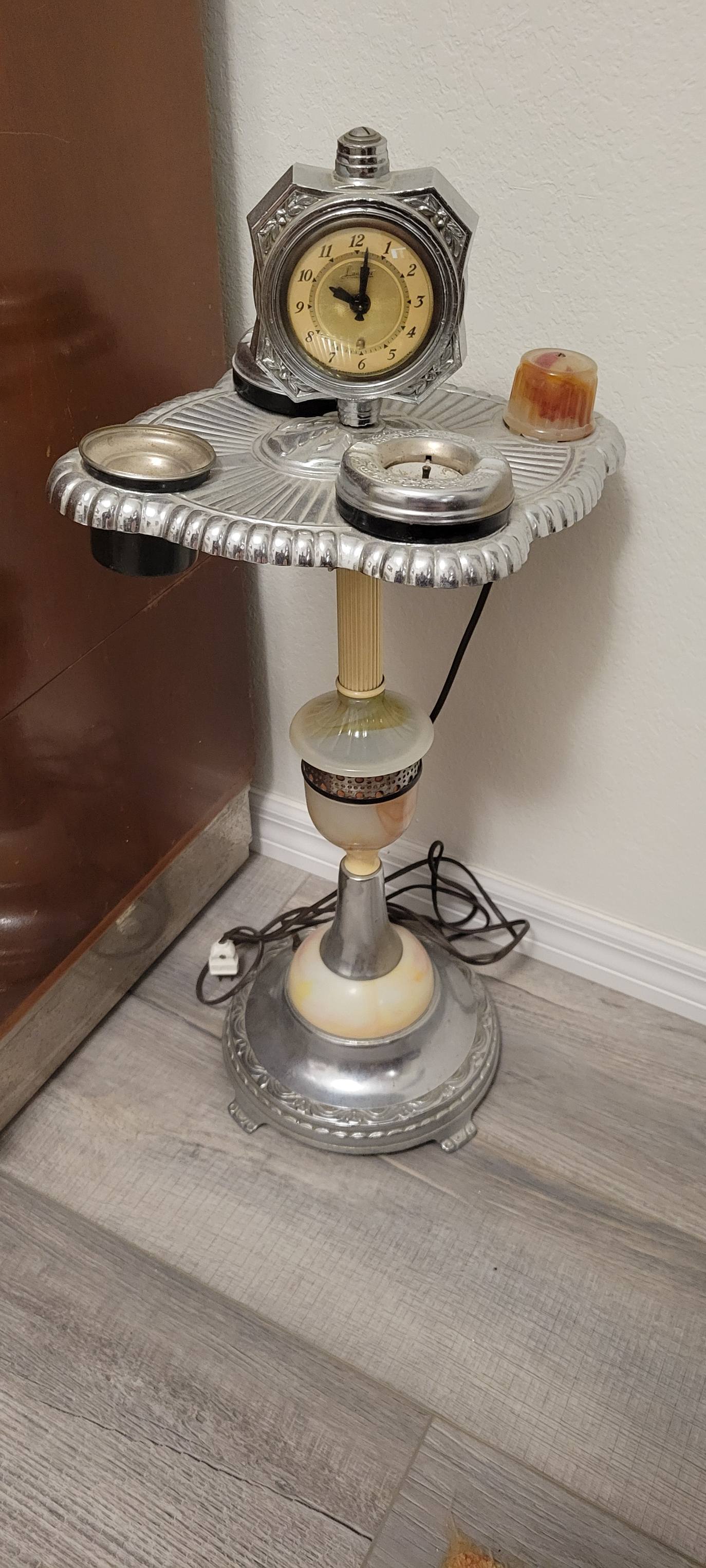 What is this vintage stand and what time period is it from?
