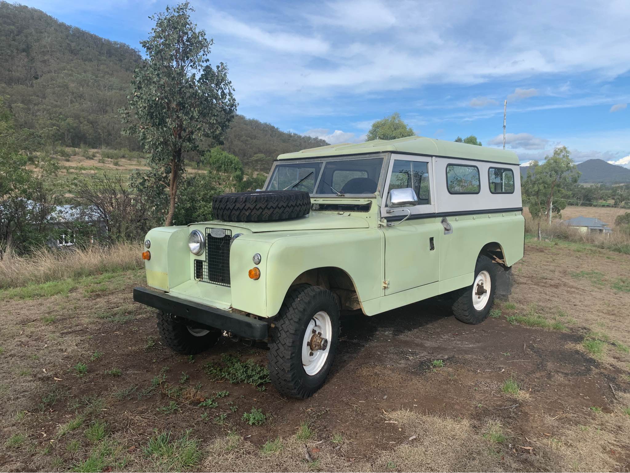1962 Land Rover series 2a - RVs & Campers - Goomburra, Queensland ...