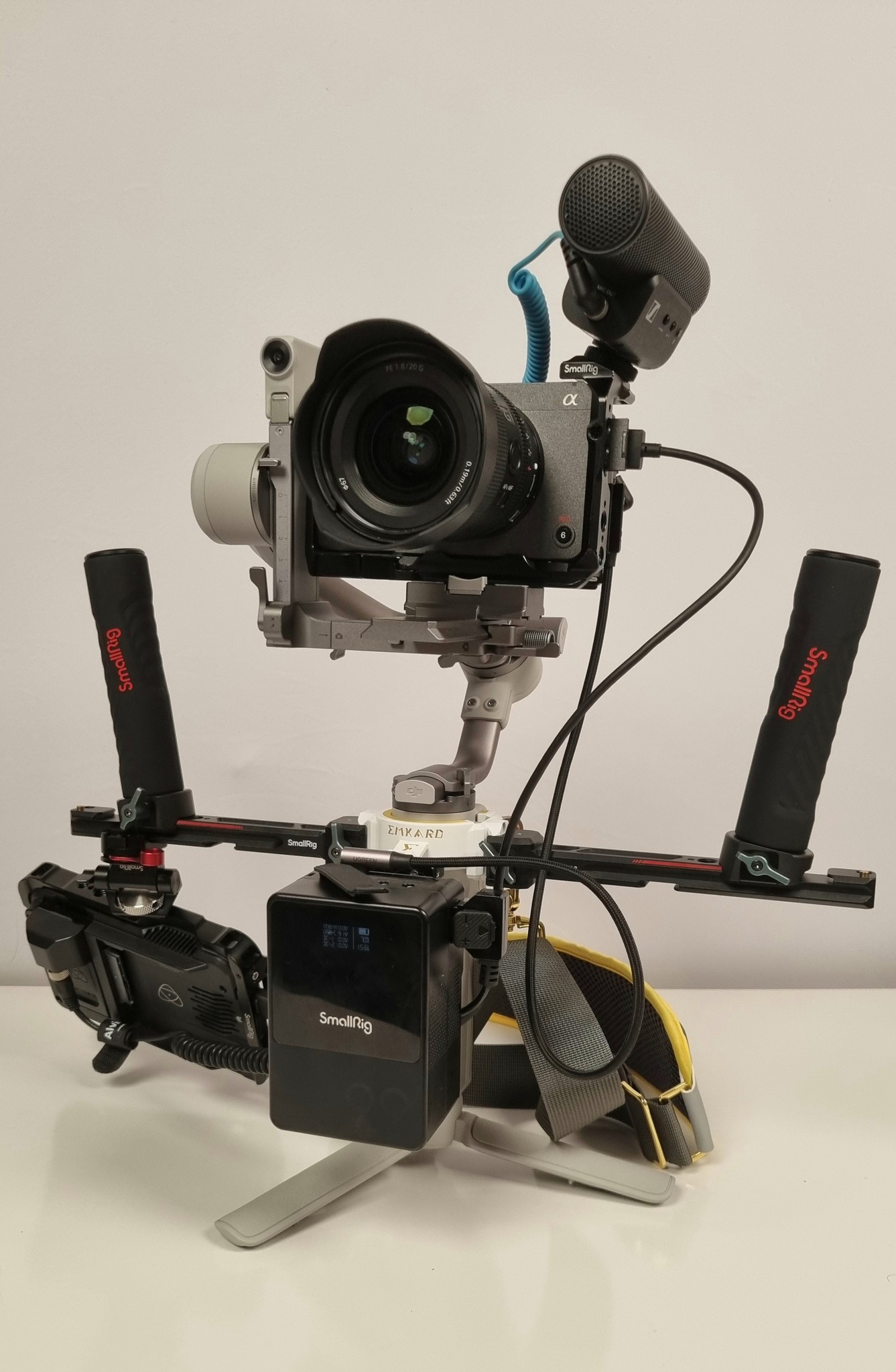 Sony FX30 works with DJI RS3 mini gimbal