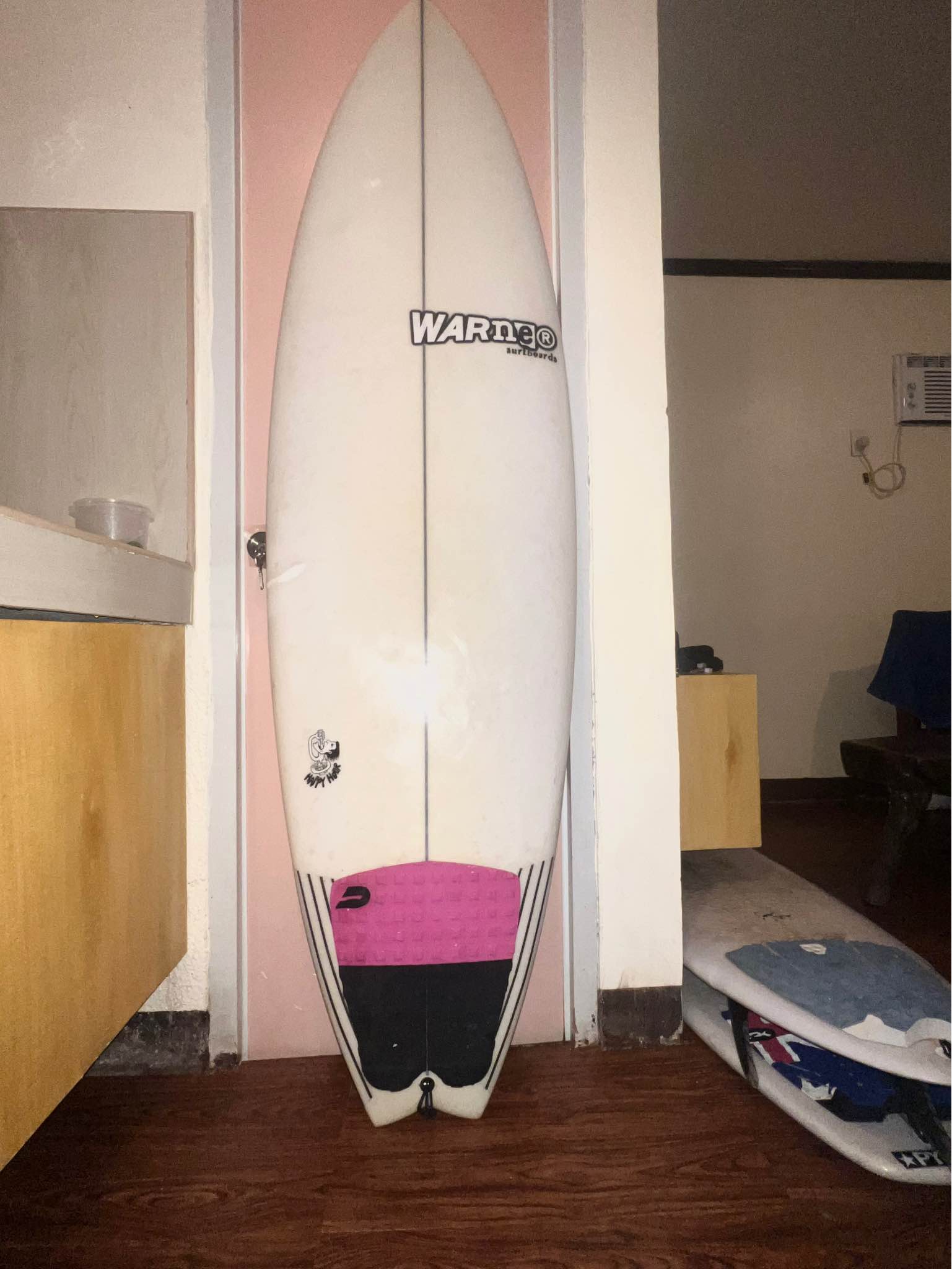WARNER SURFBOARDS MODEL HAPPY HOUR 6'1