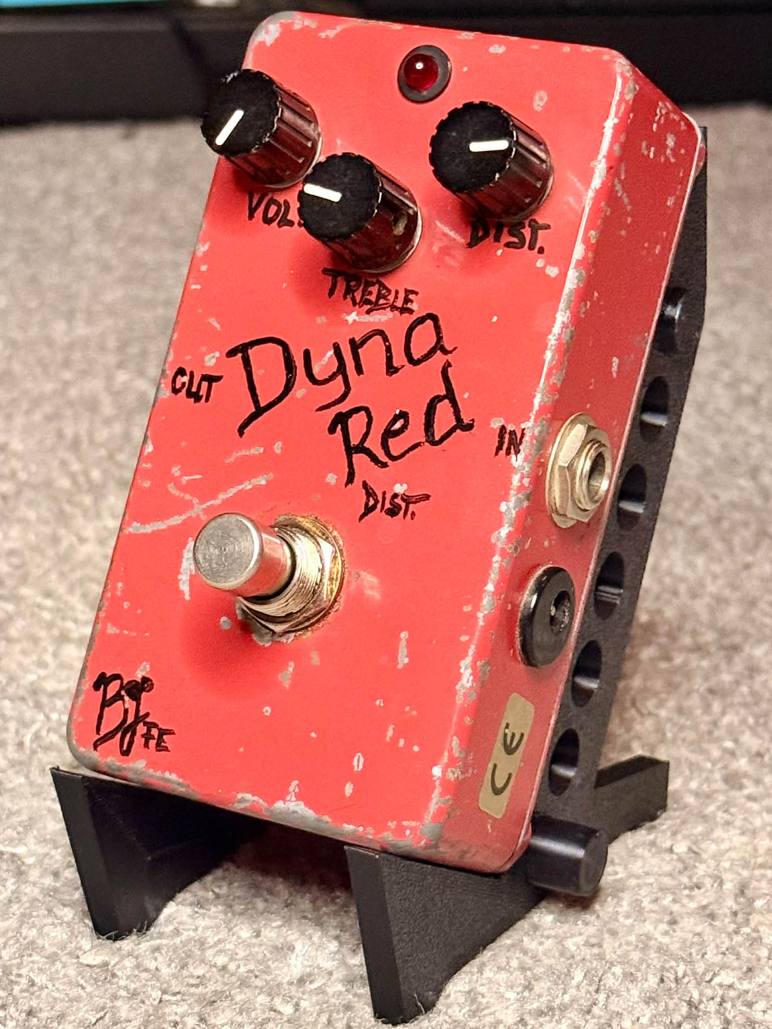 2001 BJFE Dyna Red Distortion DR018