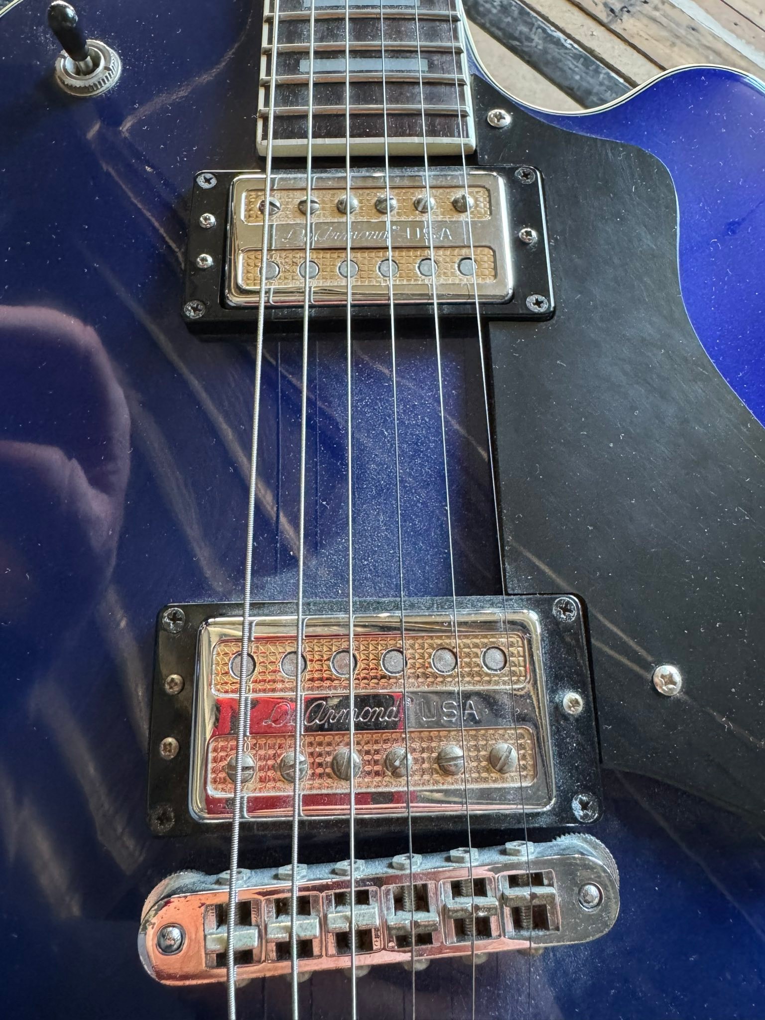 DeArmond M75 guitar with amazing pickups