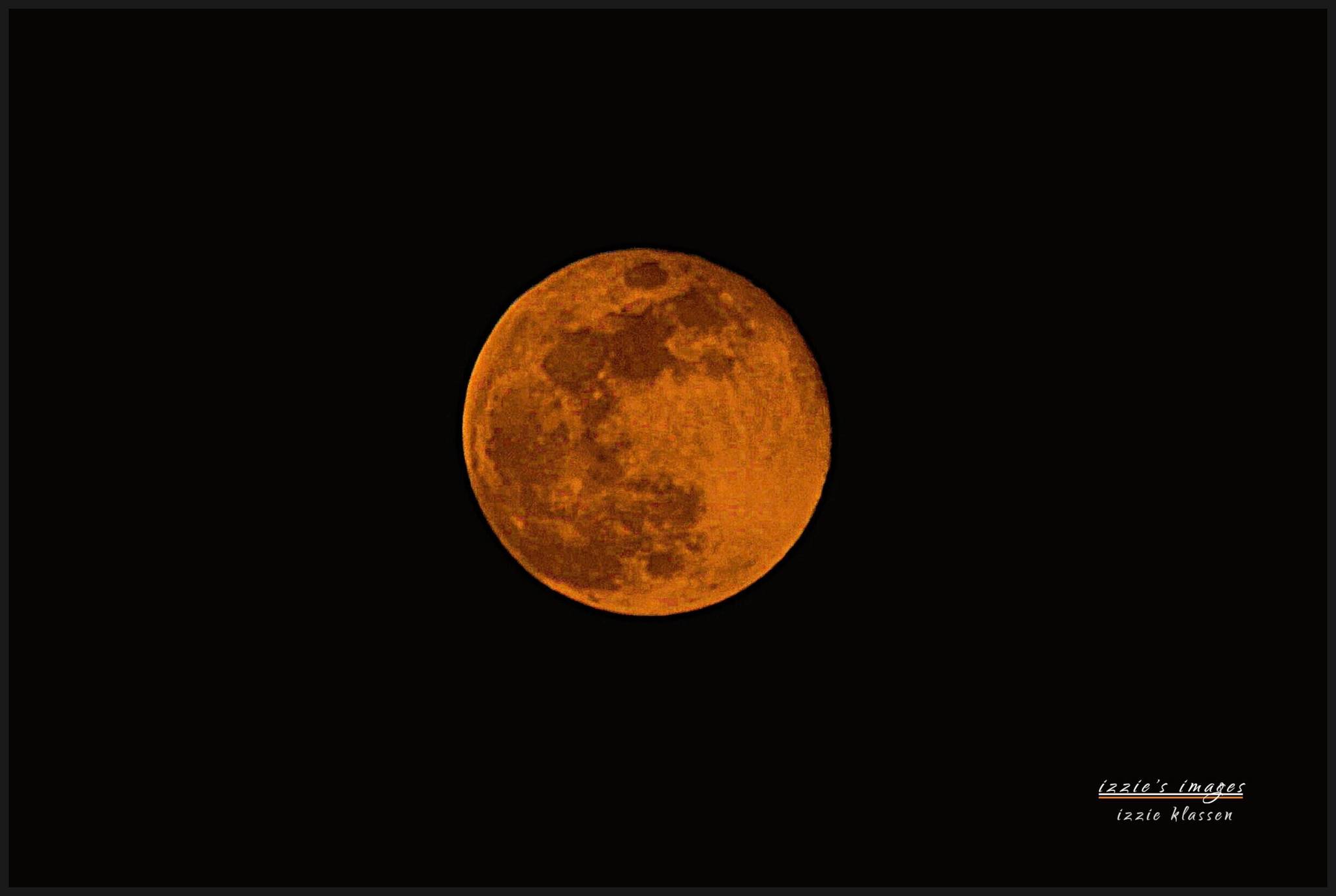 PHOTO OF THE DAY 🌕: Welcome to 2026!! It was a beautiful waxing