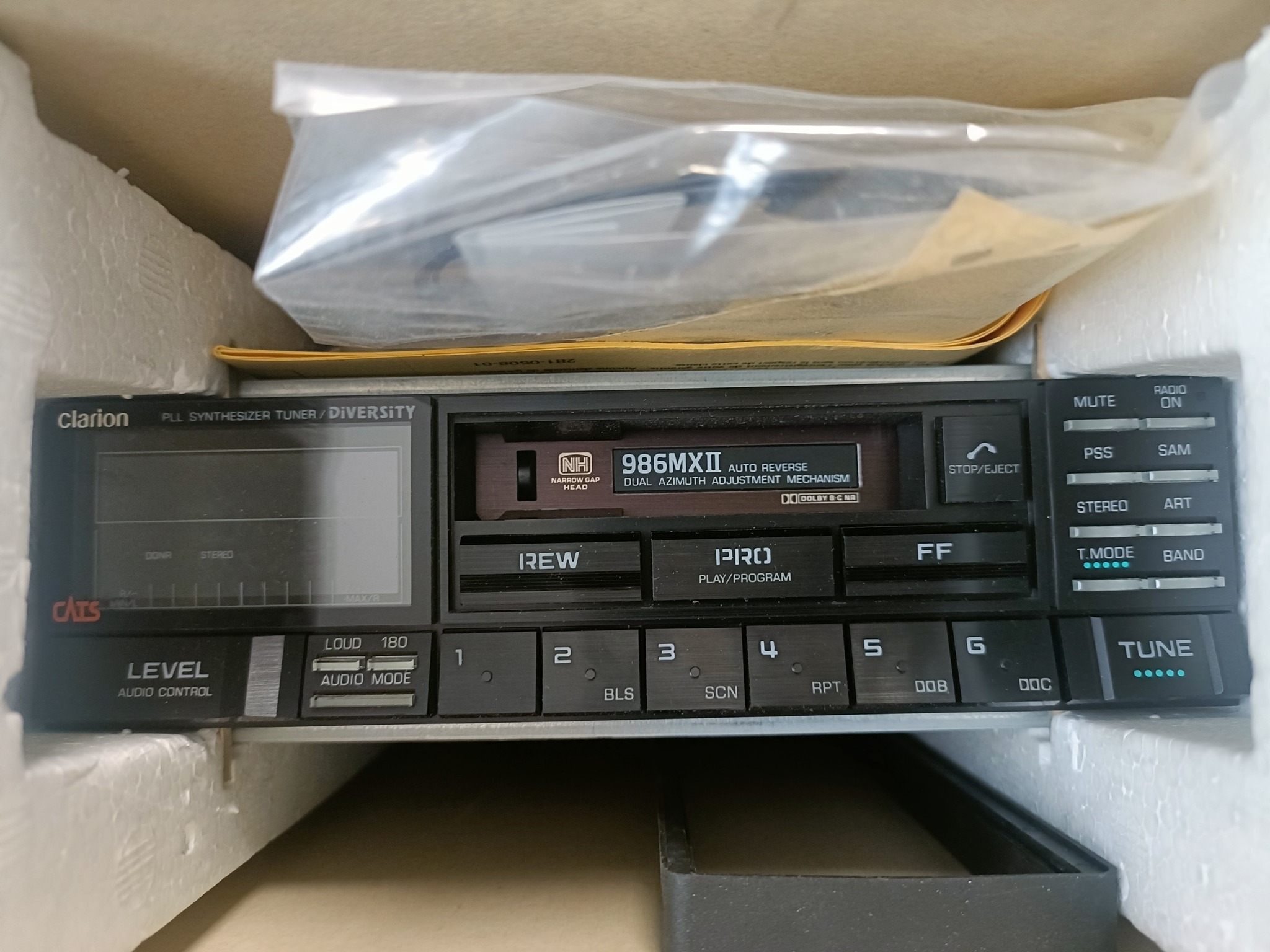 174 動作良好 Clarion NX612 Clarion Clarion NX612 Car Radio Unlock - Japan SD Map Card