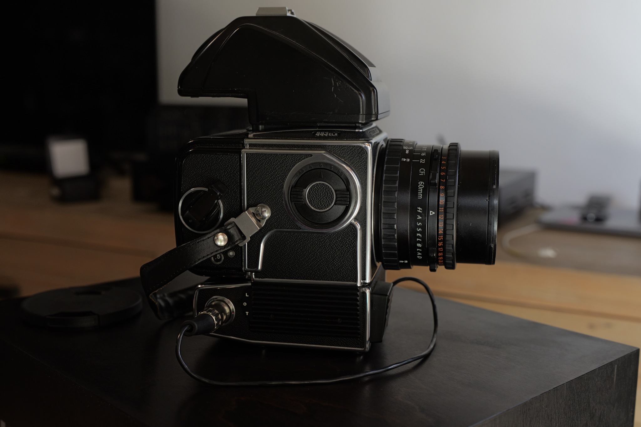 Hasselblad 553ELX kit + Leaf Aptus 75 – complete V system, CLA 