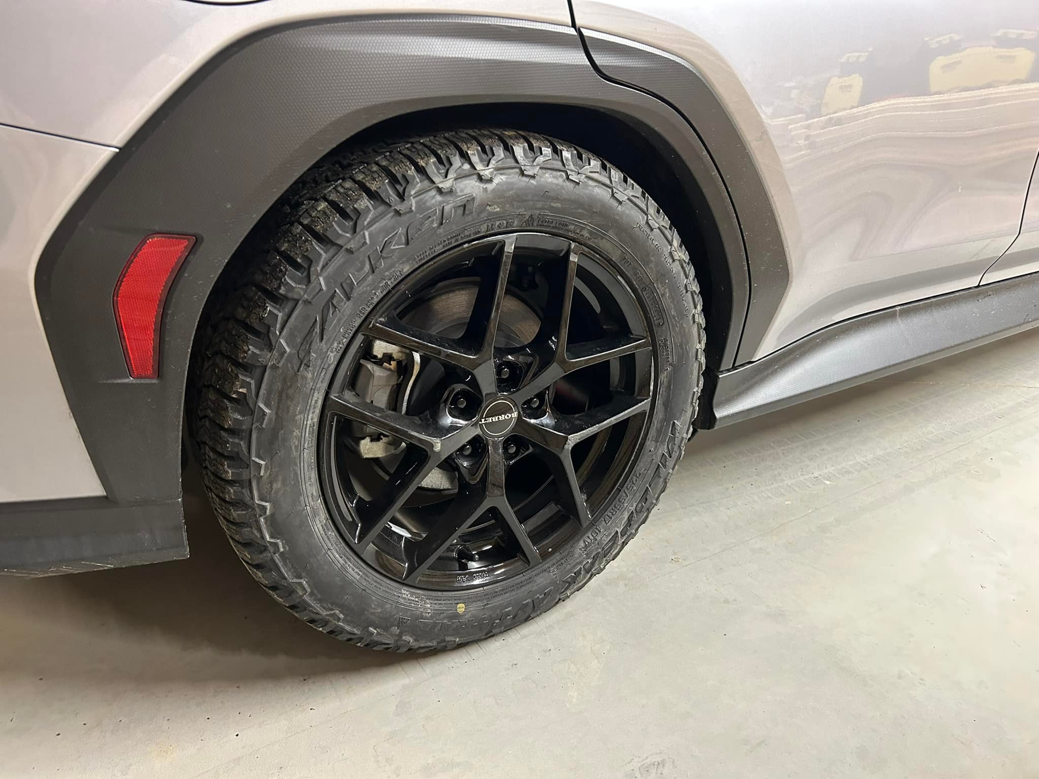 BORBET 7J+40 215/50R17