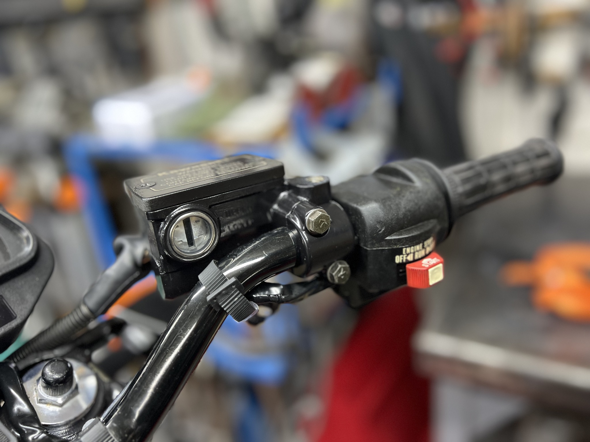 スミス What is the throttle setup for Keihin CR carbs with push/pull?