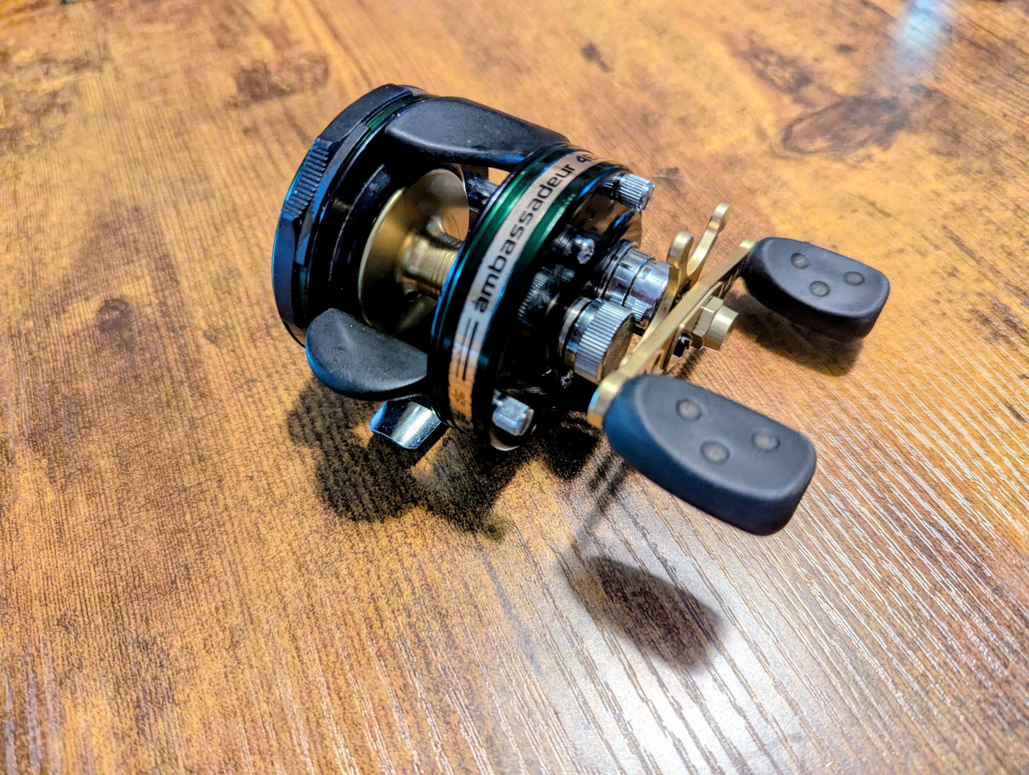 daiwa dw2 reel Sweepfire 2B Spinning Reels | SWF-4000-2B | SWF-4500-2B Option:Halo Red The thinner wall thickness fish usa 300 Size Baitcasting Reel