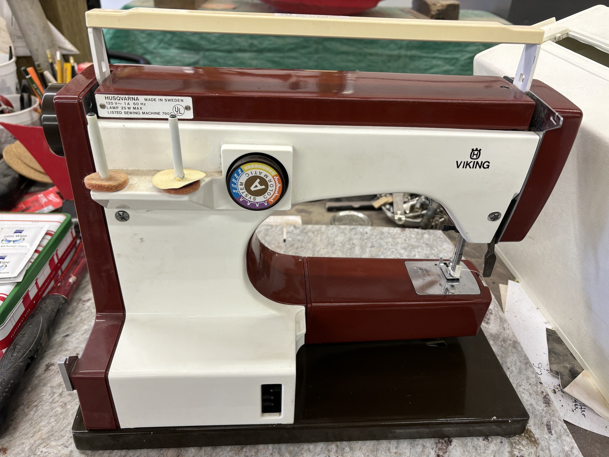 What is the value of a Viking Selectronic 6570 sewing machine?