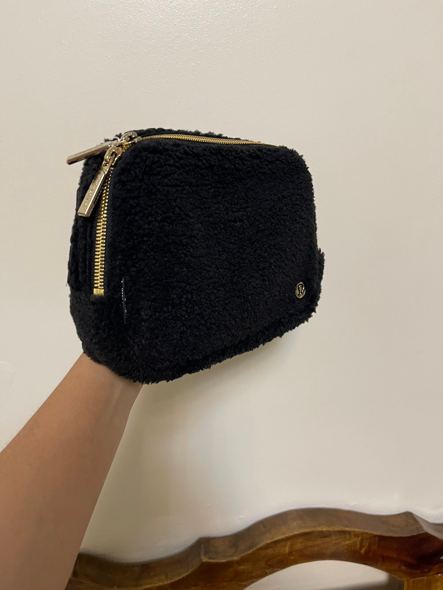black fuzzy lululemon belt bag Everywhere *Fleece *Plush *Mesh *Corduroy  TellurideFUEL Designed for On the Move lululemon athletica Black Fuzzy Crossbody