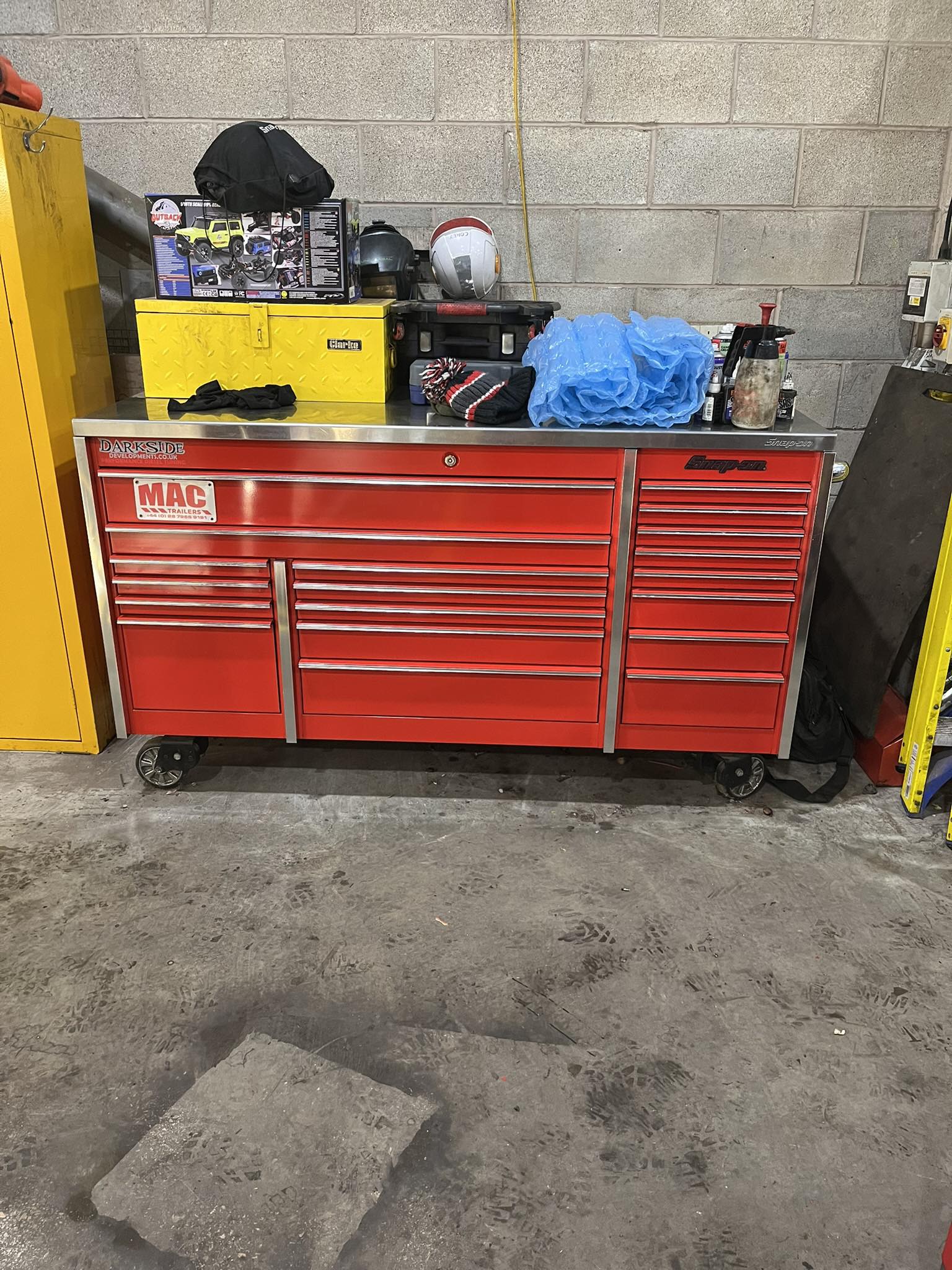 Will a KRXL5445 overhead cabinet fit a KRL1054 work center with