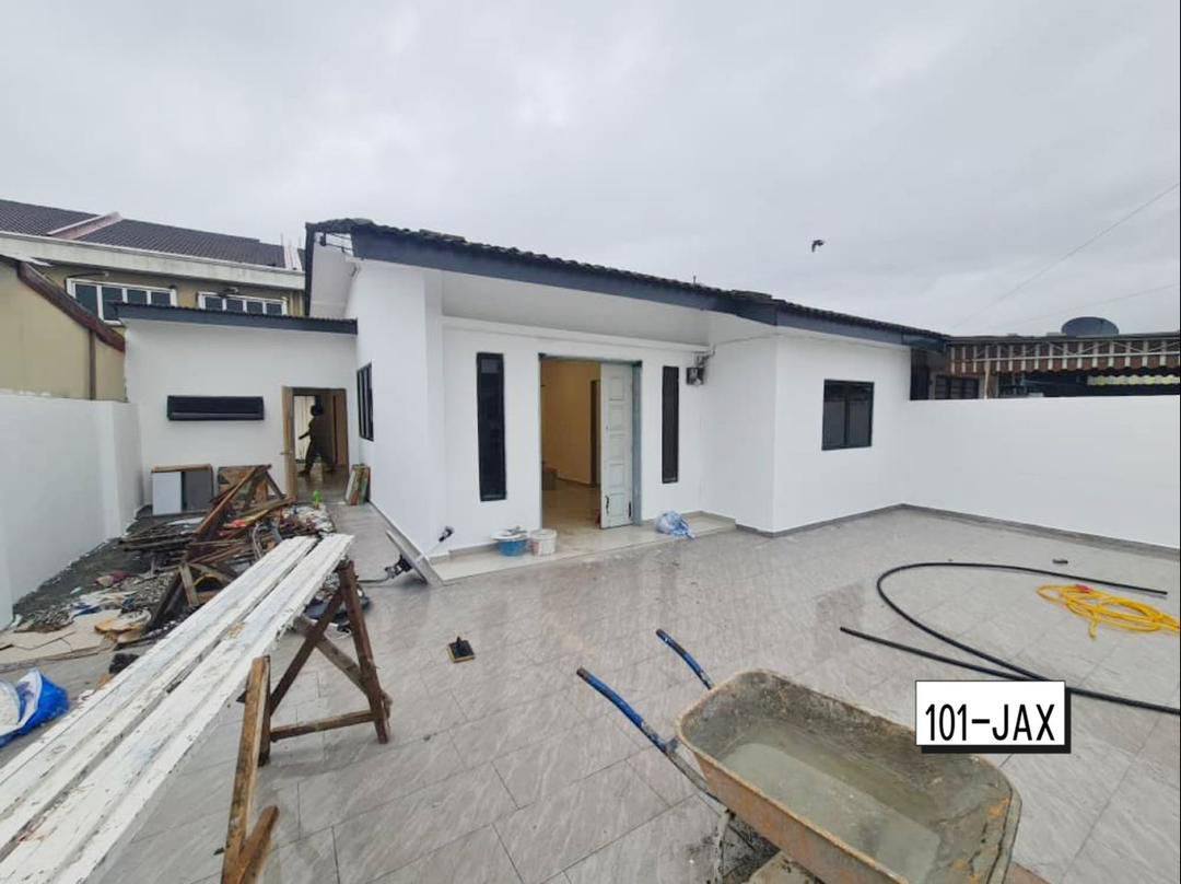 Fully Renovated Single Storey Endlot House For Sale @ Tepi Sungai Klang ...