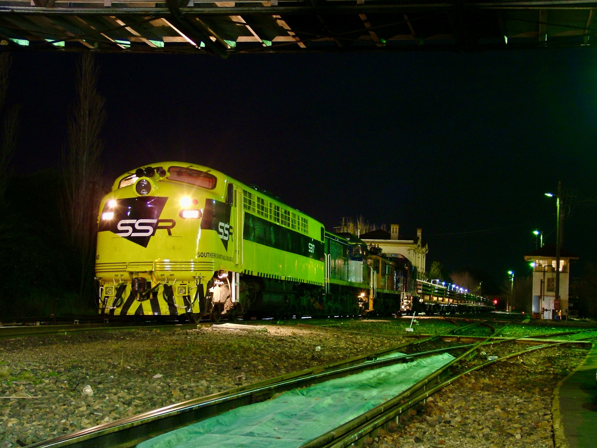 NSW Railways - Past and Present | S317-KL82-4827-T383 on 2104 sleeper ...