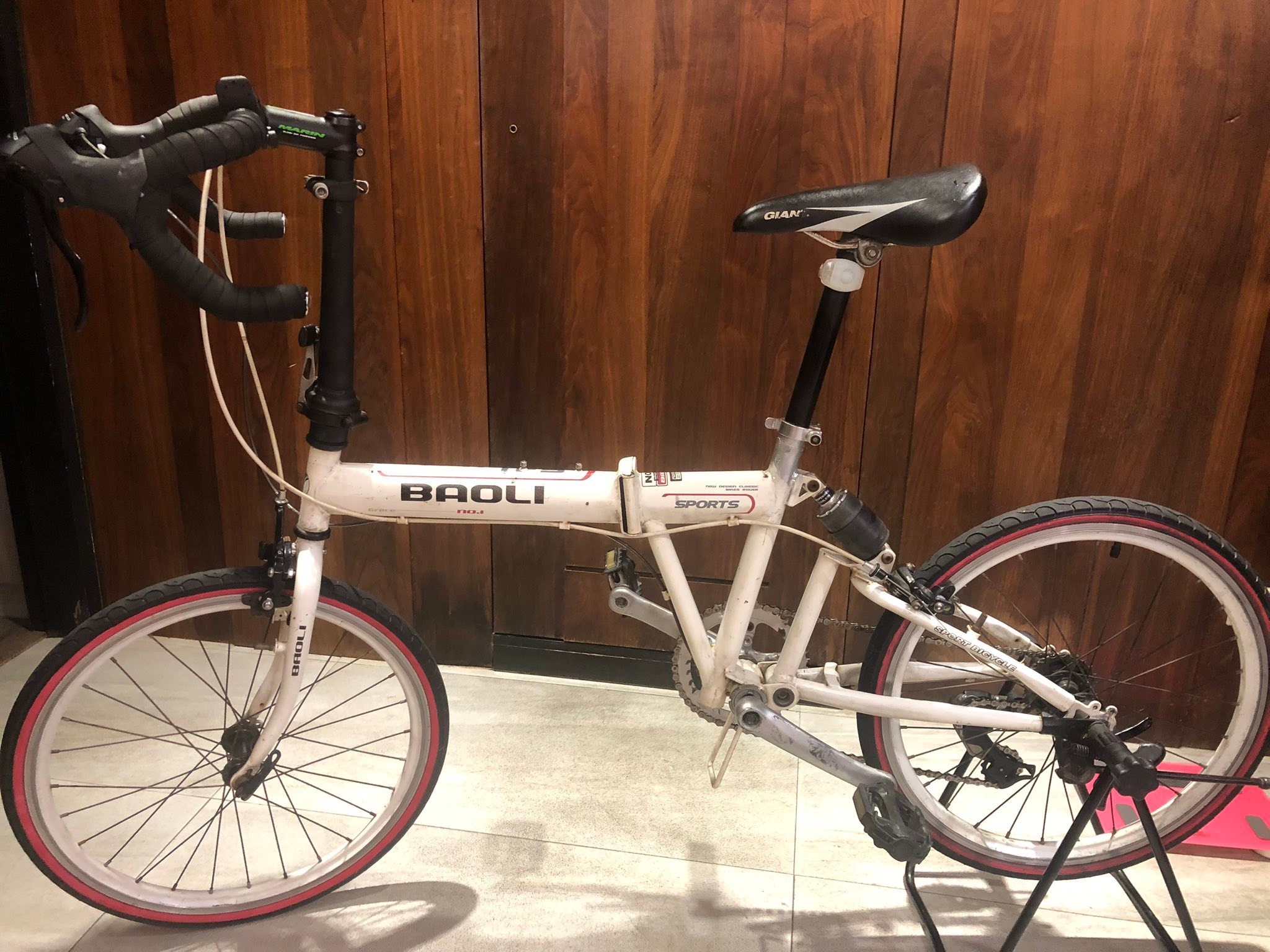 品名】：20吋小摺自改彎把【新舊程度】：二手車【售價】：2,500元