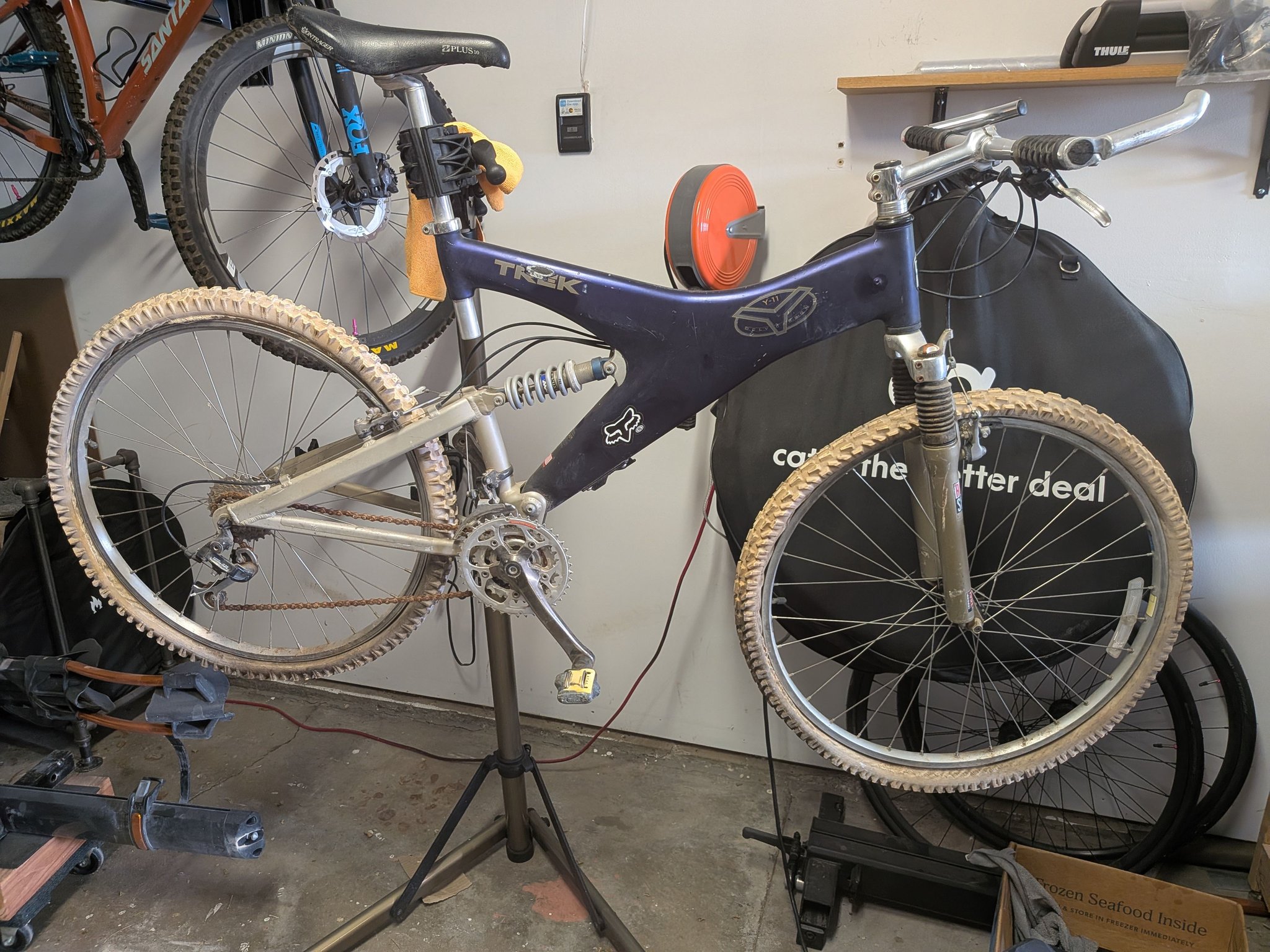 Restored 1998 Trek Y11 with custom purple and silver color scheme