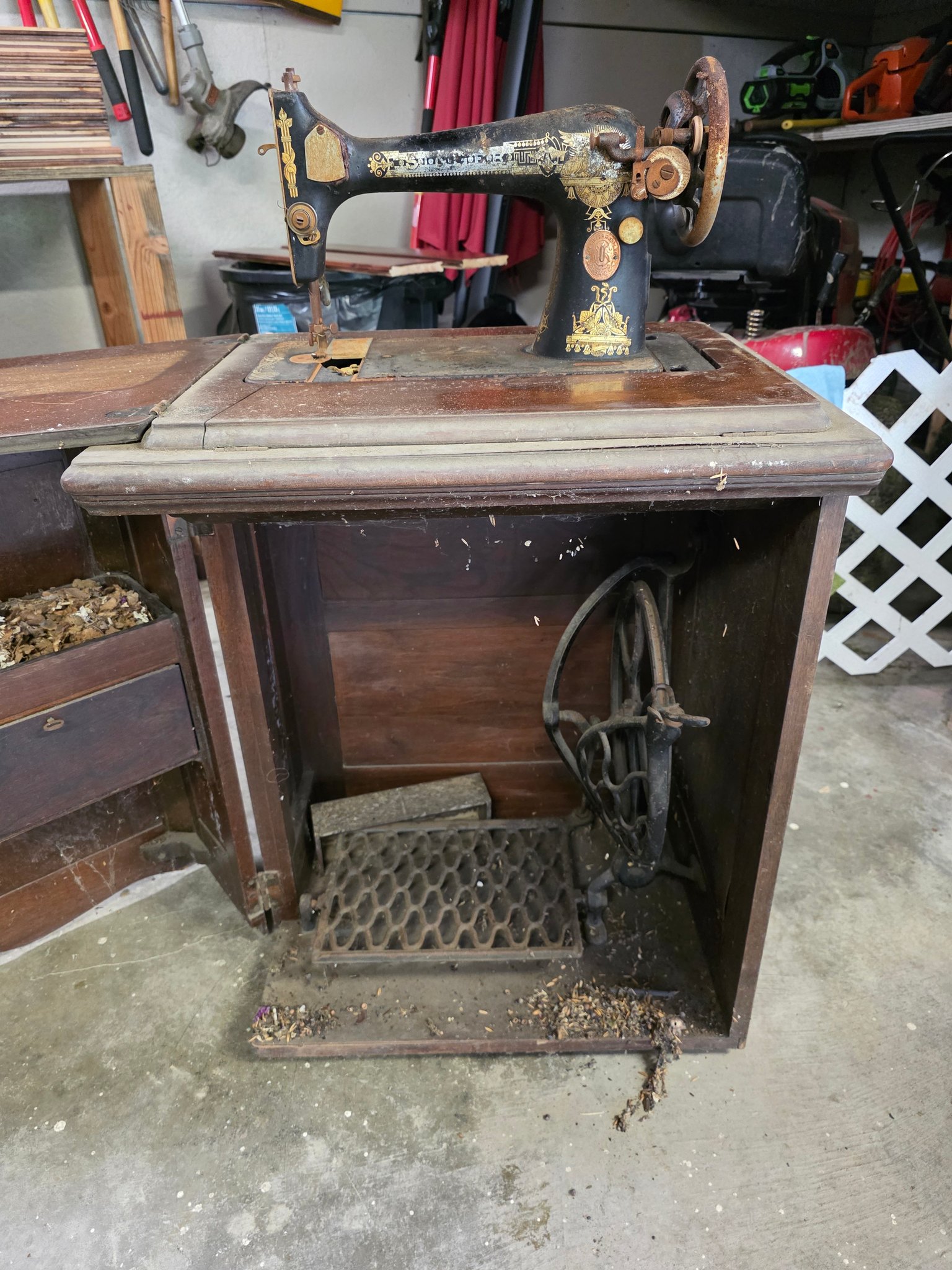 Restoring a 1960's Happy of Japan sewing machine for quilting
