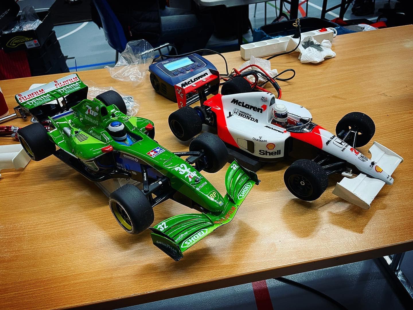 Tamiya McLaren MP4/6 F1 RC car with customized F104W chassis