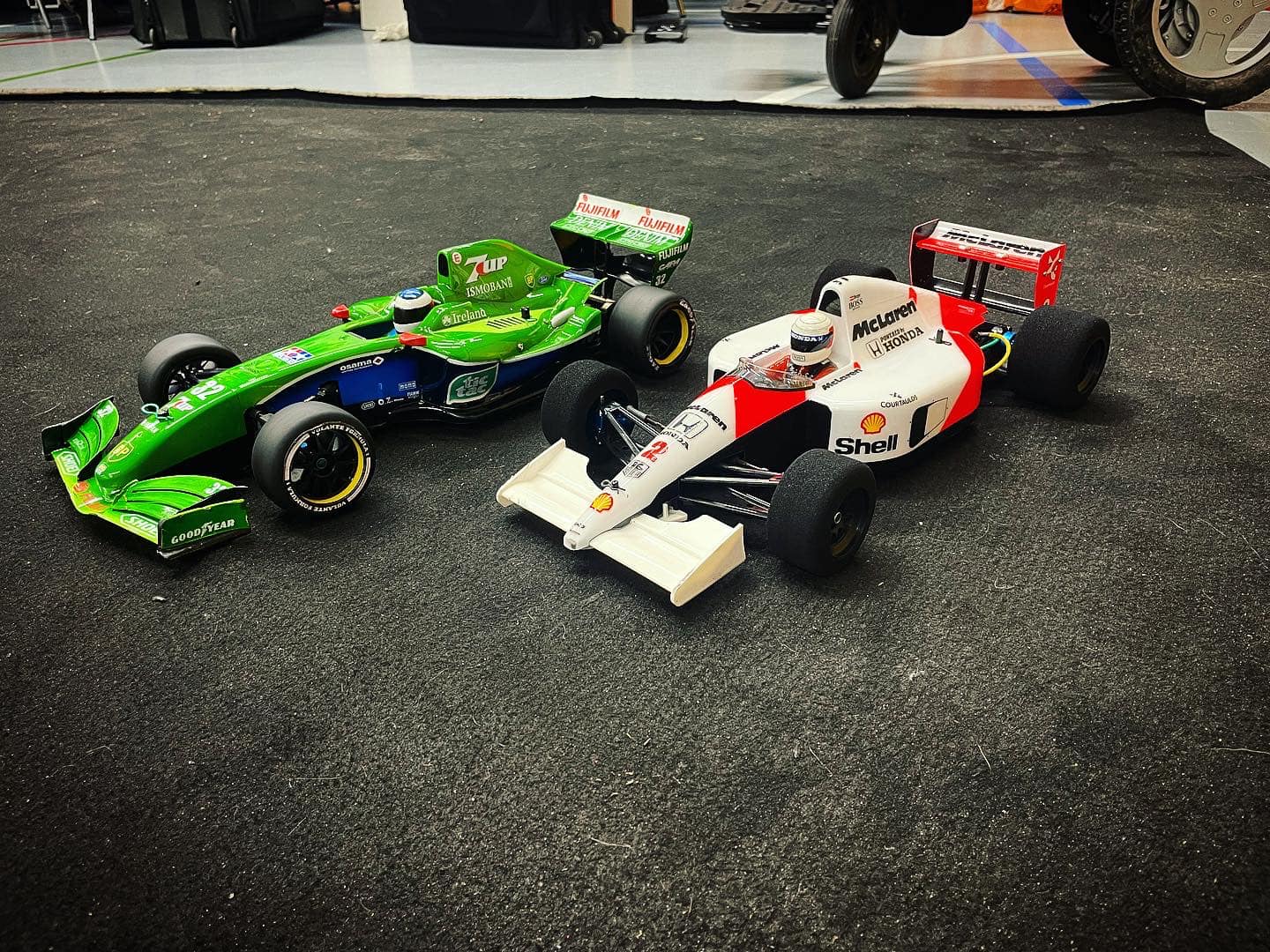 Tamiya McLaren MP4/6 F1 RC car with customized F104W chassis