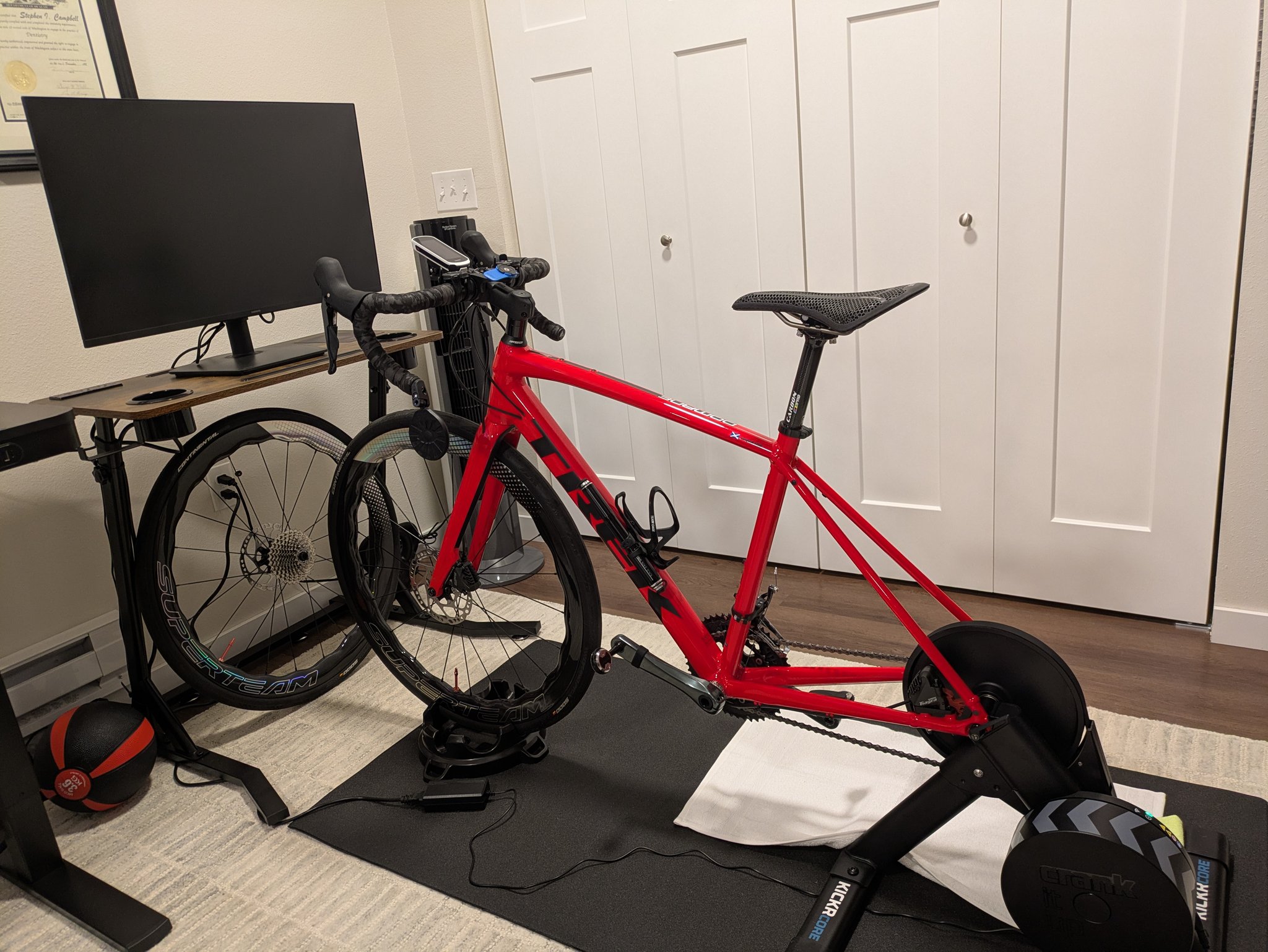 Can I use a Wahoo Kickr with my carbon fiber Trek Domane bike?