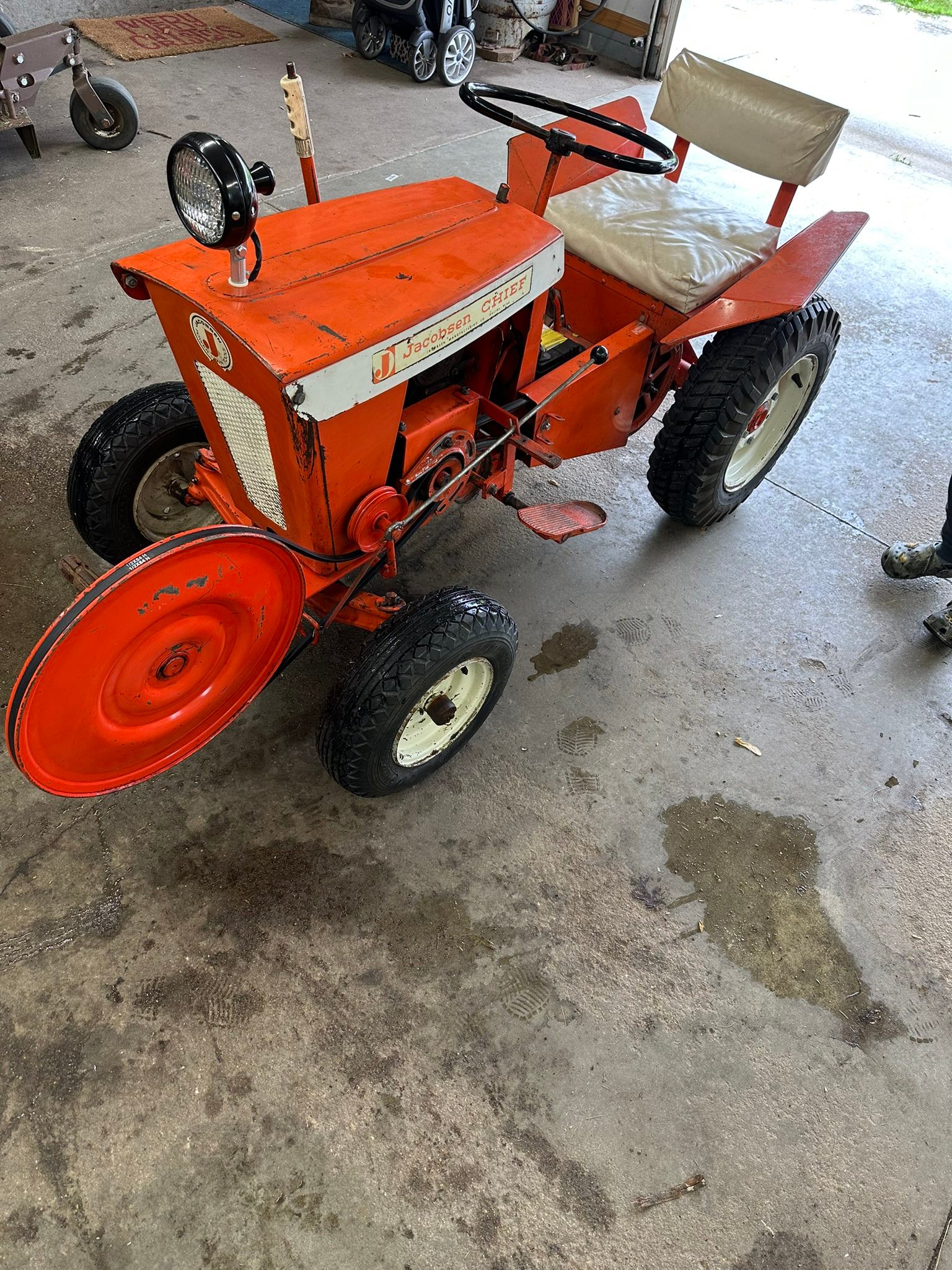Jacobsen Chief 100A garden tractor for sale in Mantorville MN