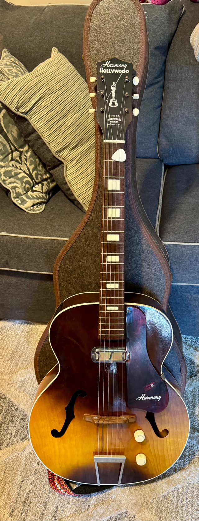 Harmony H- model with gold foil DeArmond pickups