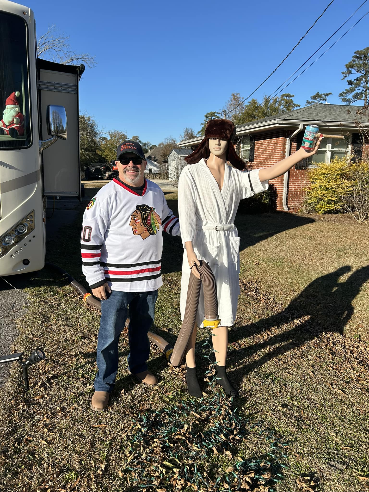 Human ok Clarke, Rusty, and Cousin Eddie !! Who pulled the