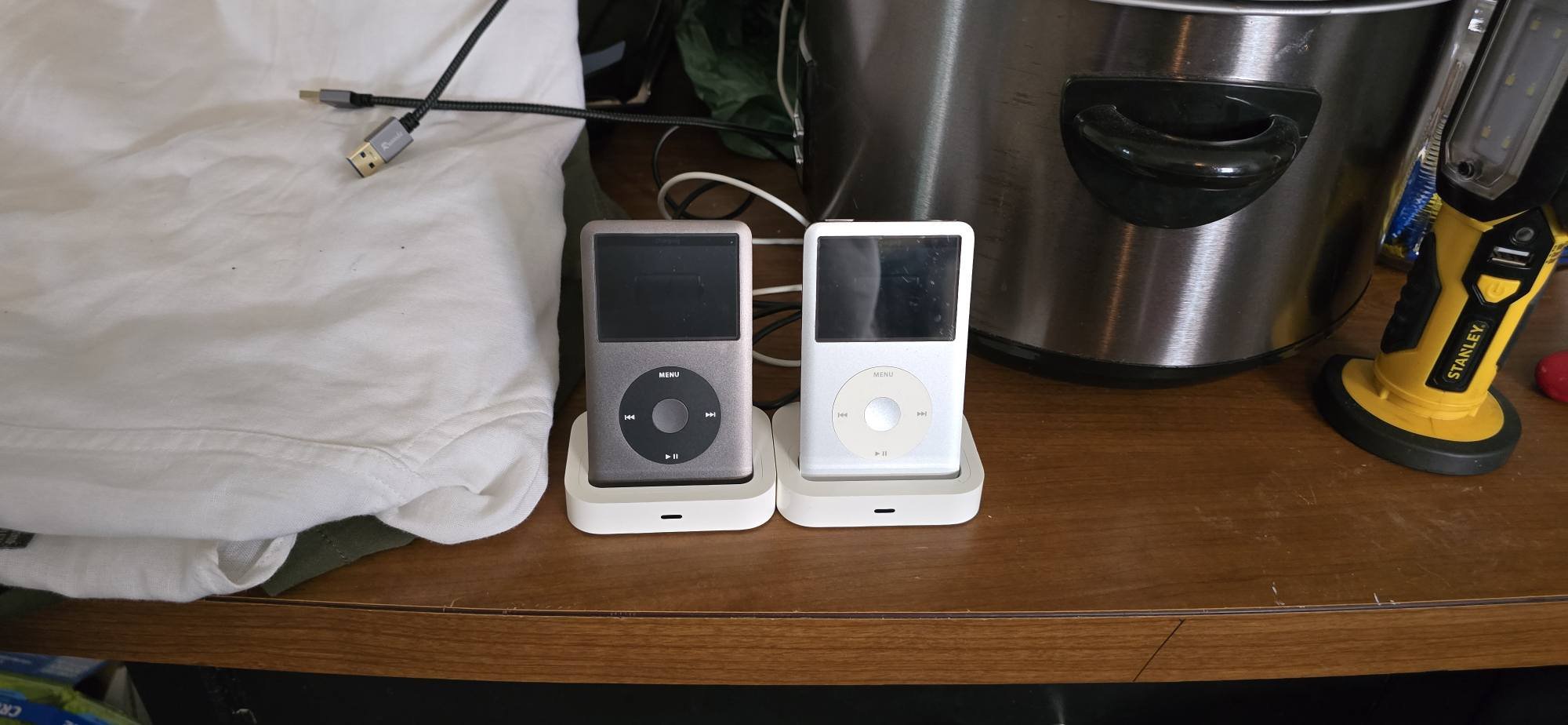 How to upgrade iPod Classic to Bluetooth with better battery and