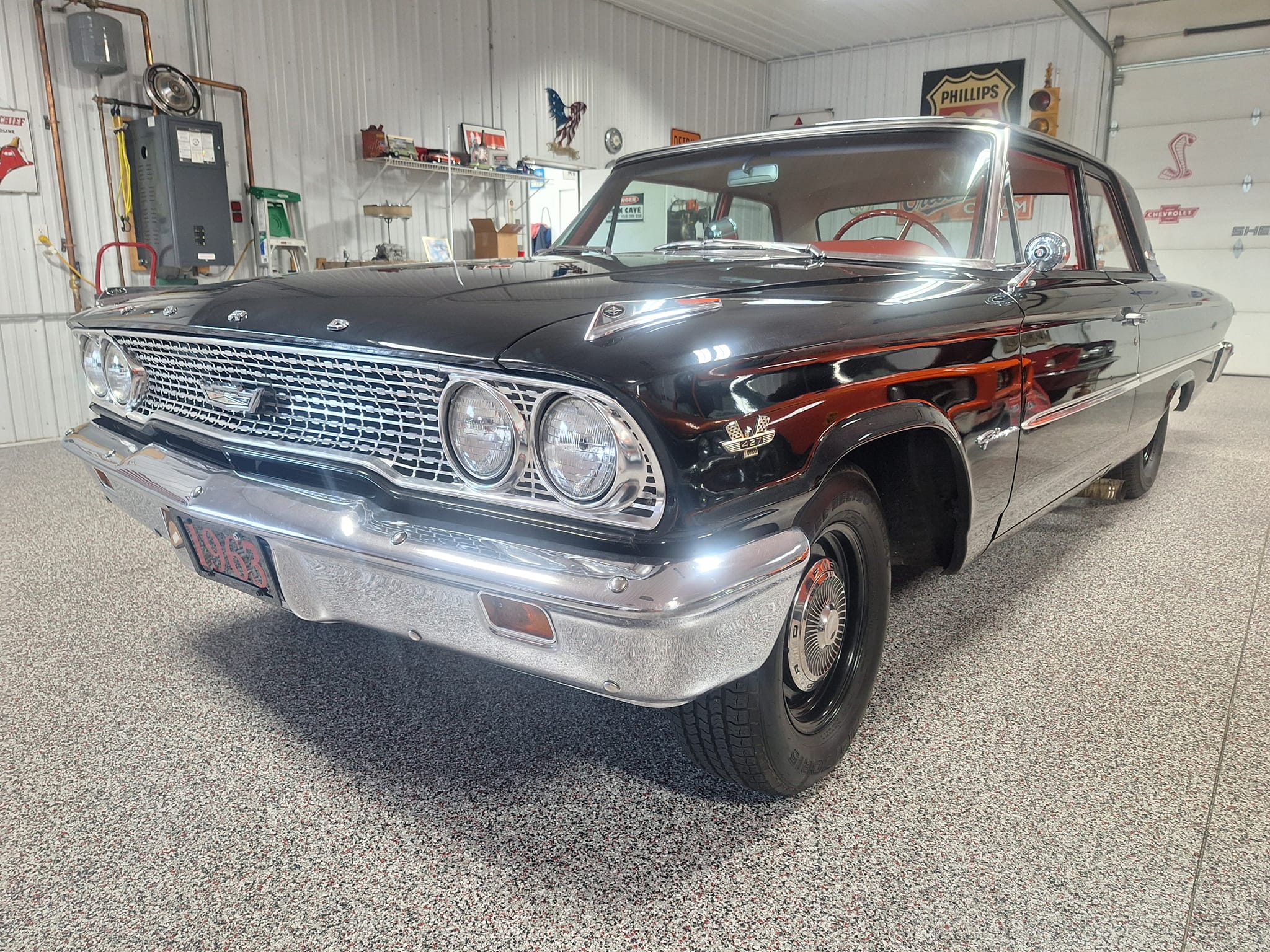 1963 Galaxie 2 door post car with 427 FE motor and 4 speed
