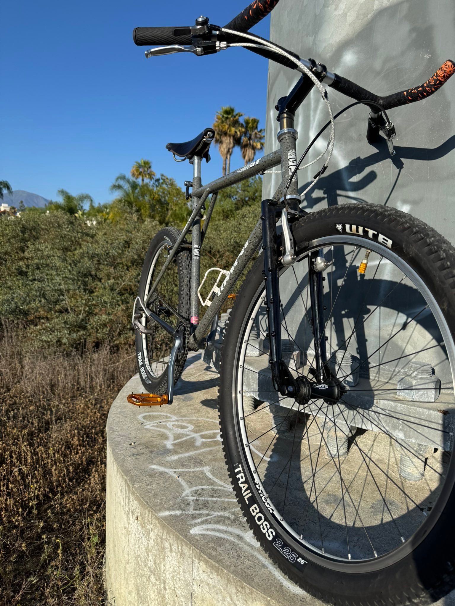 Installed @stridsland_journal Bull ship bar & Barnacle Lite fork 