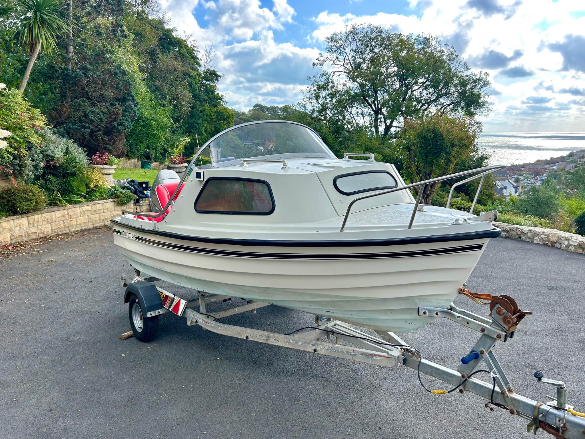 2000 BONWITCO WITH 449c UNSINKABLE