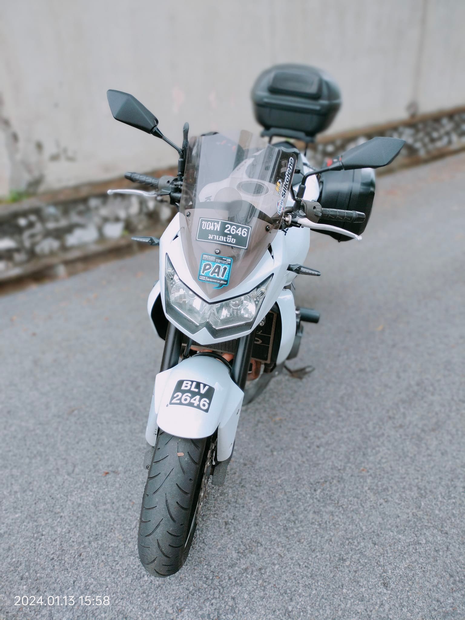 KAWASAKI ZX-25R SE NEW COLOUR 👉MET. MOONDUST GRAY / MET. SPARK